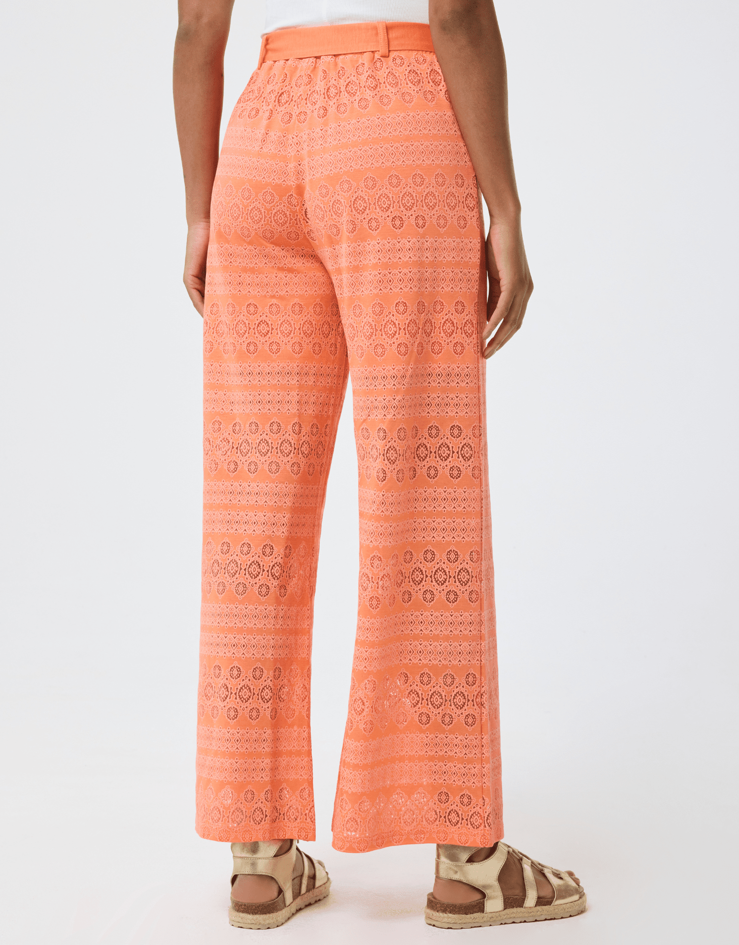 Pantalon en dentelle