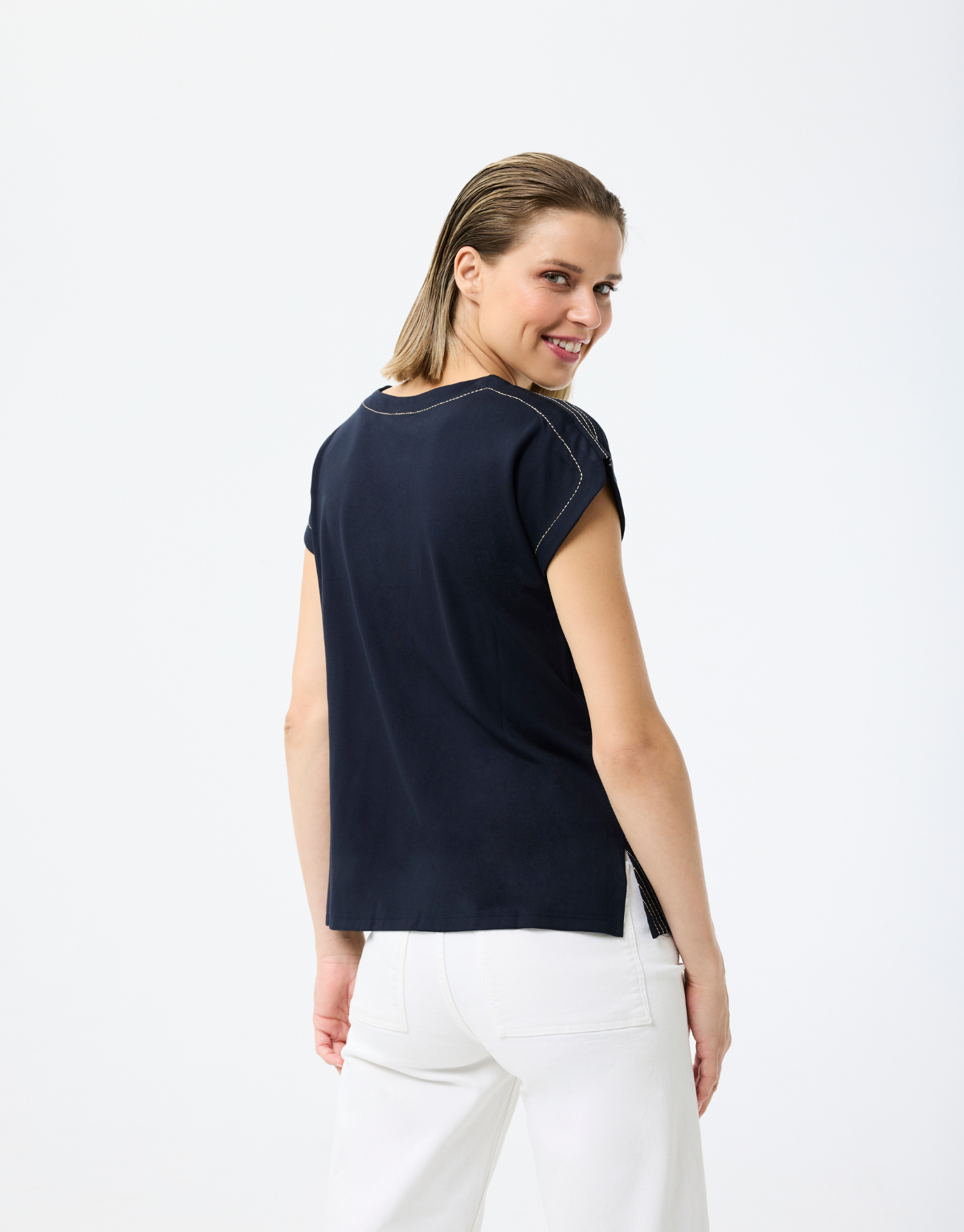 T-shirt à motif fleuri