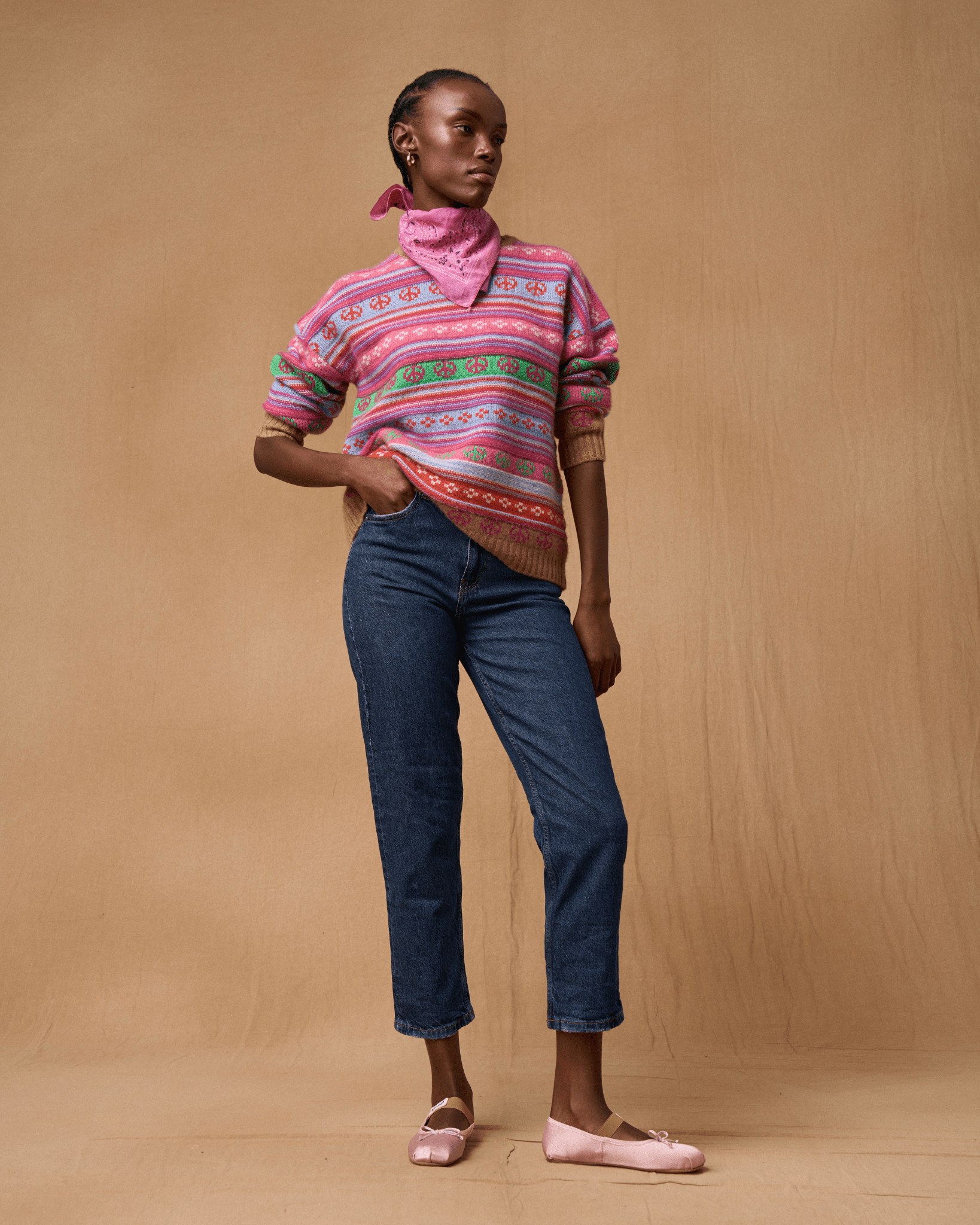 pull en cachemire coloré peace and love