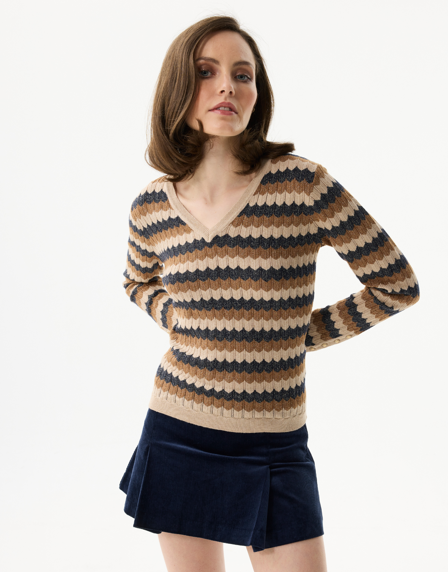 Pull femme à rayures scintillantes col V
