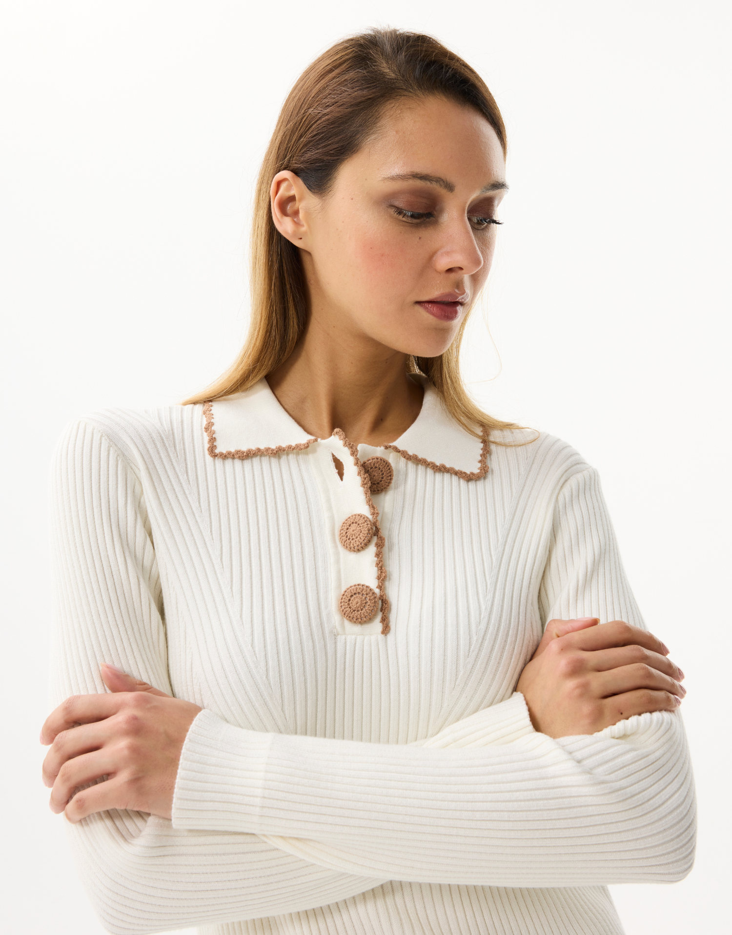 Women's polo collar buttoned sweater