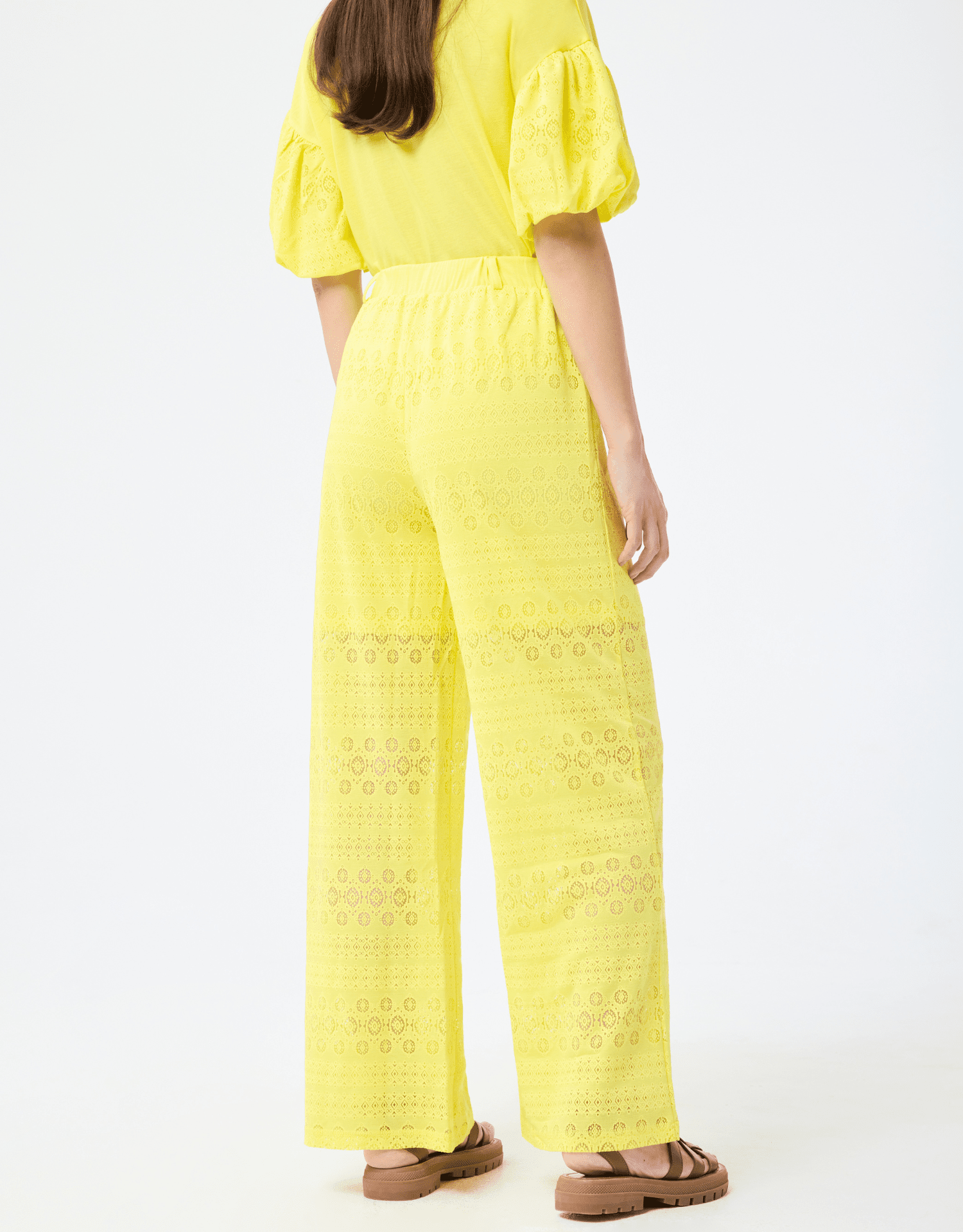 Pantalon en dentelle