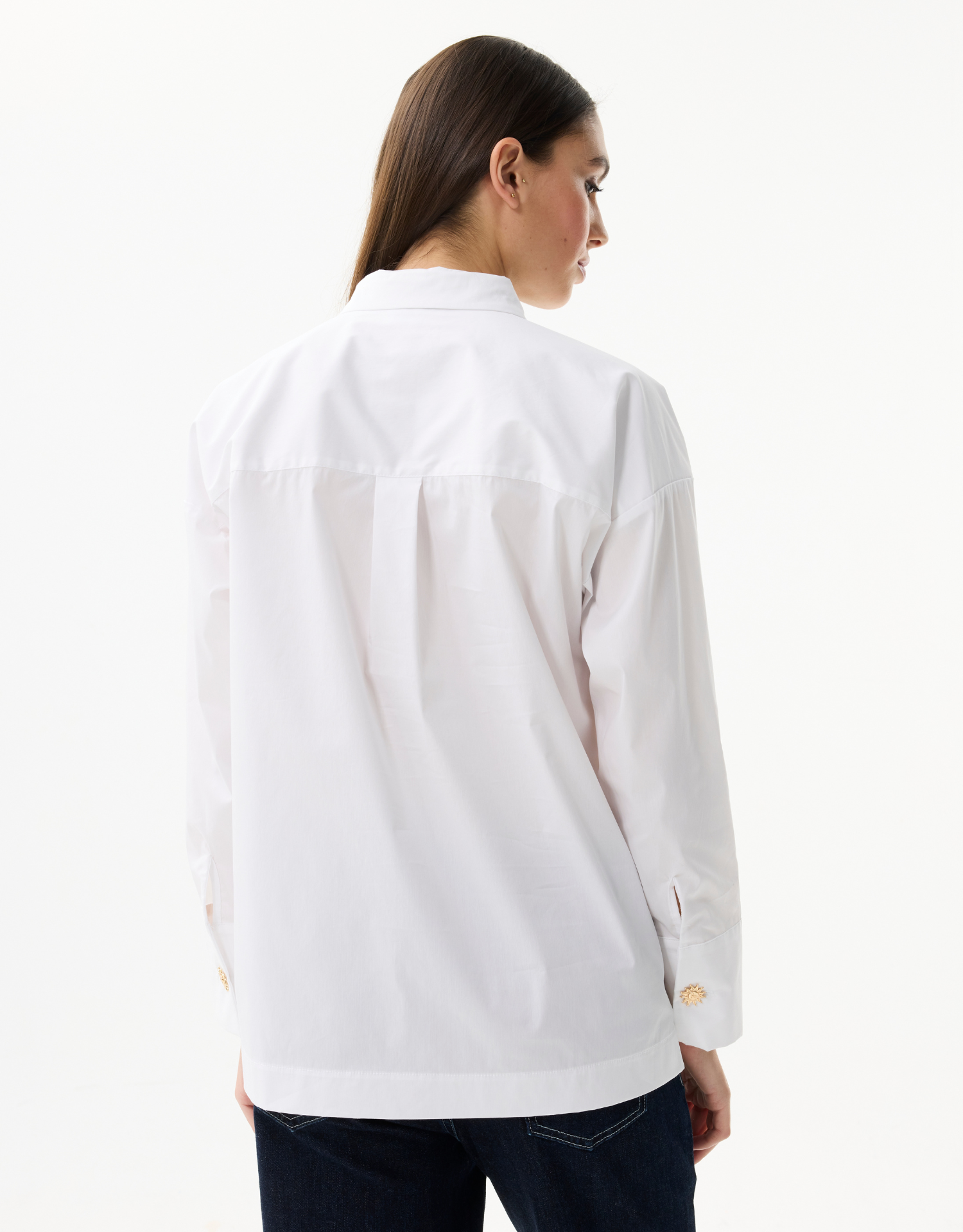 Damesblouse met sierknopen