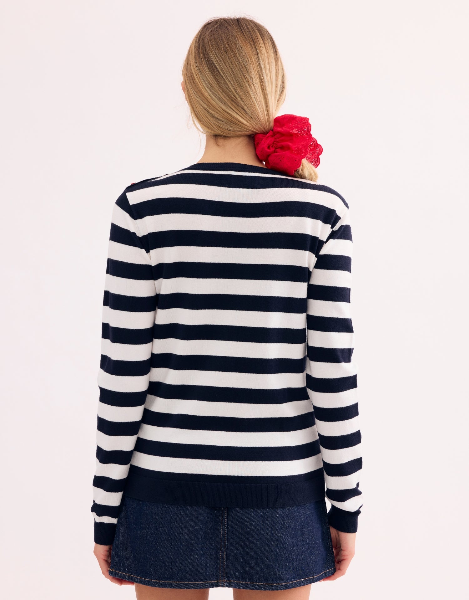 Pull marinière marine et blanc détail rouge