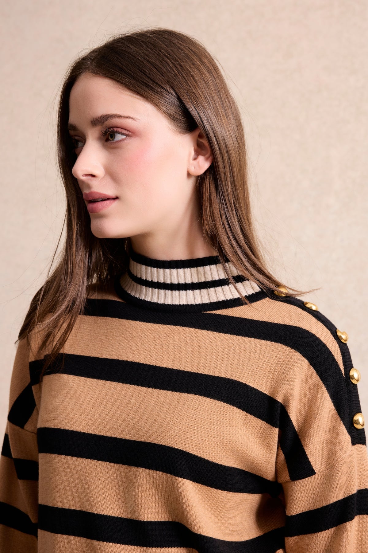 Pull rayé col montant camel