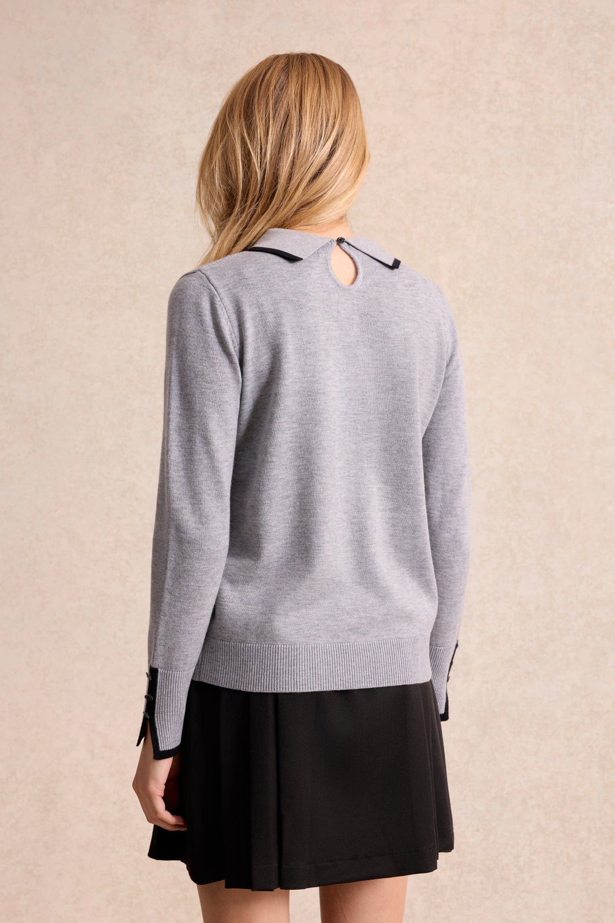 Pull col chemise et cravate gris