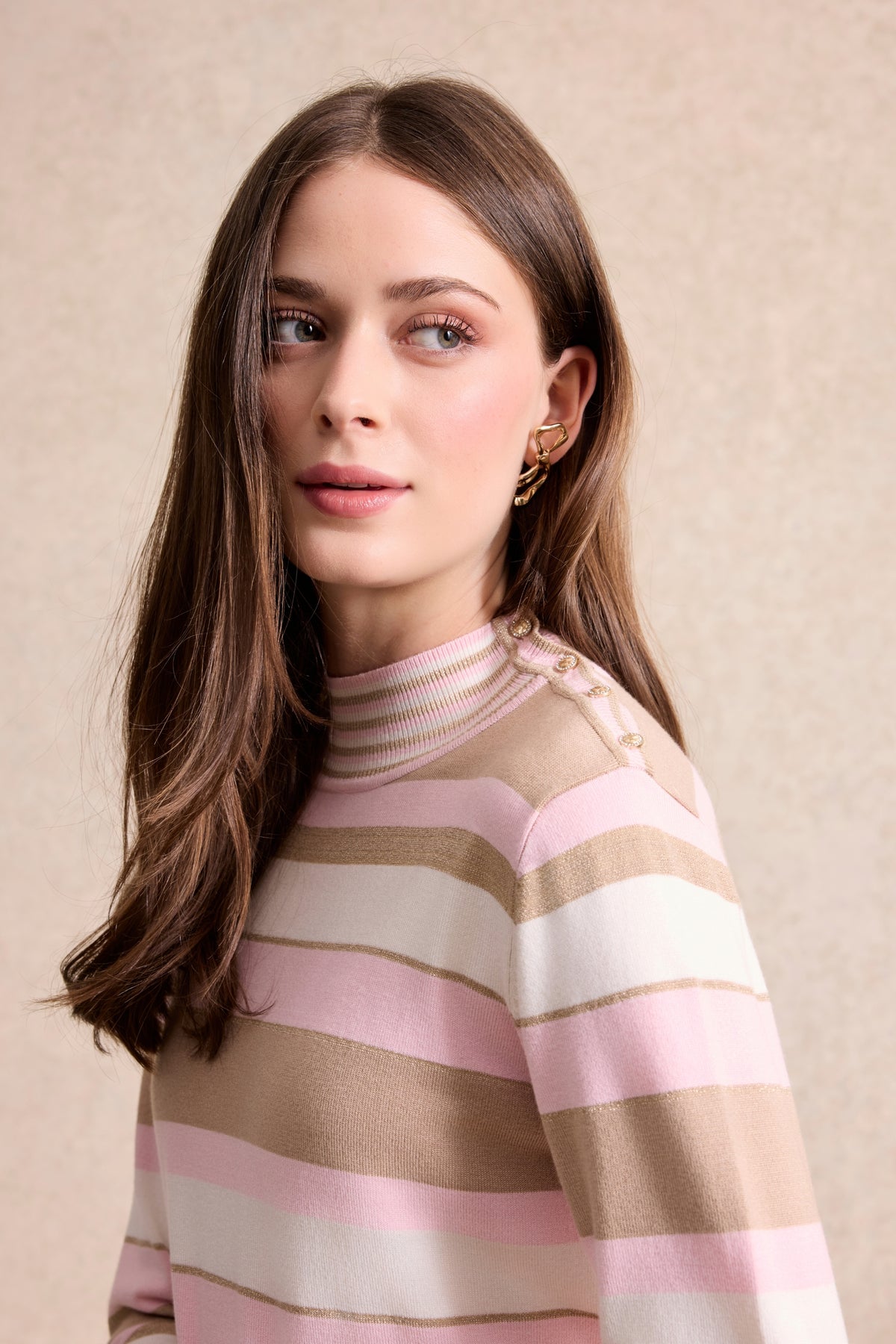Pull rayé col montant rose