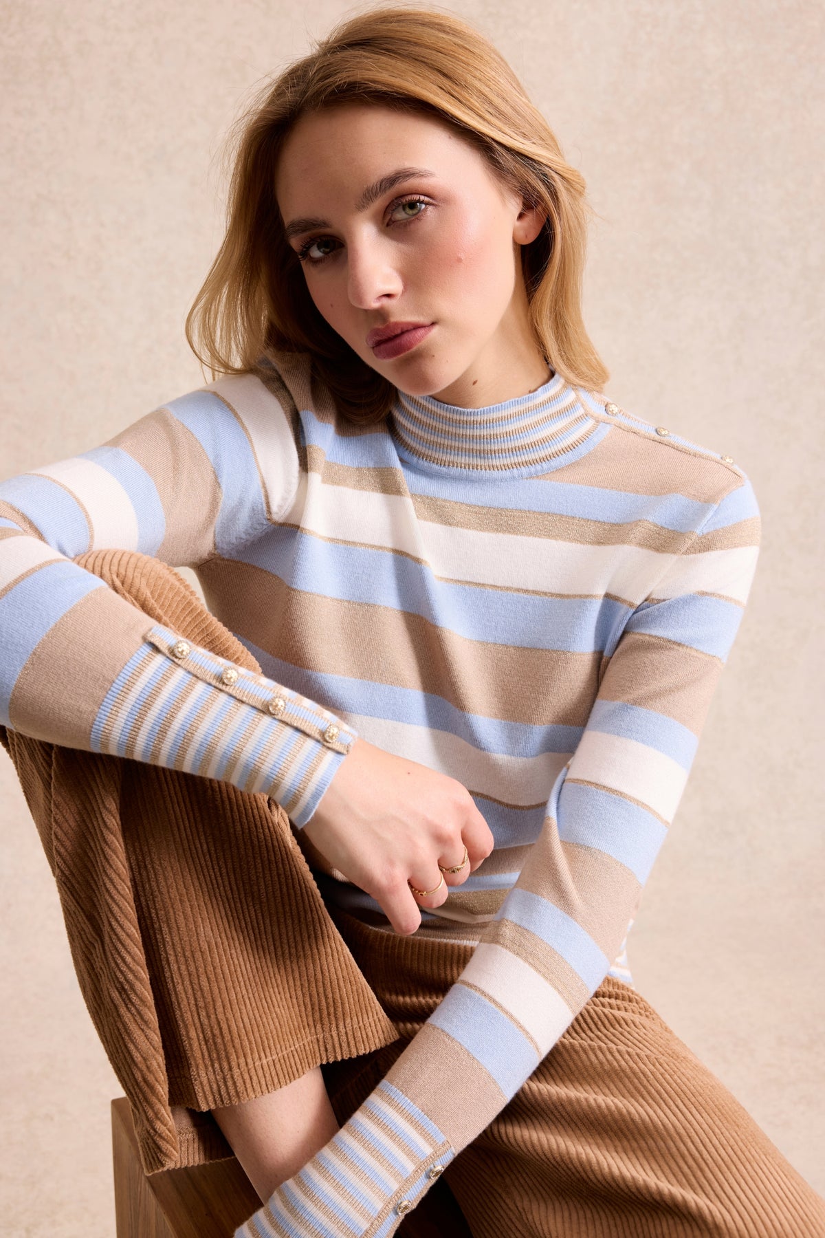 Pull rayé col montant bleu