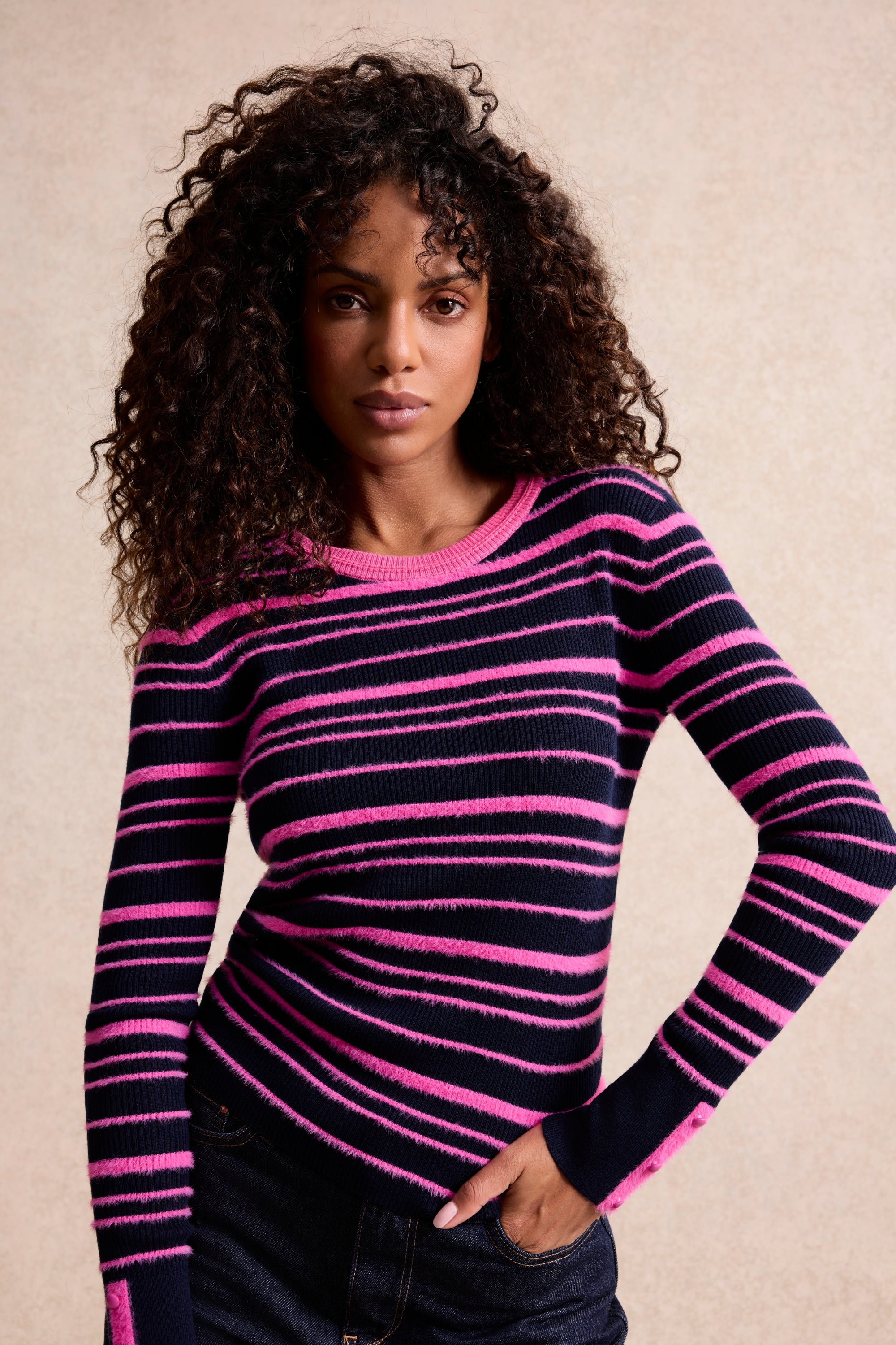 Pull rayé à manches longues rose