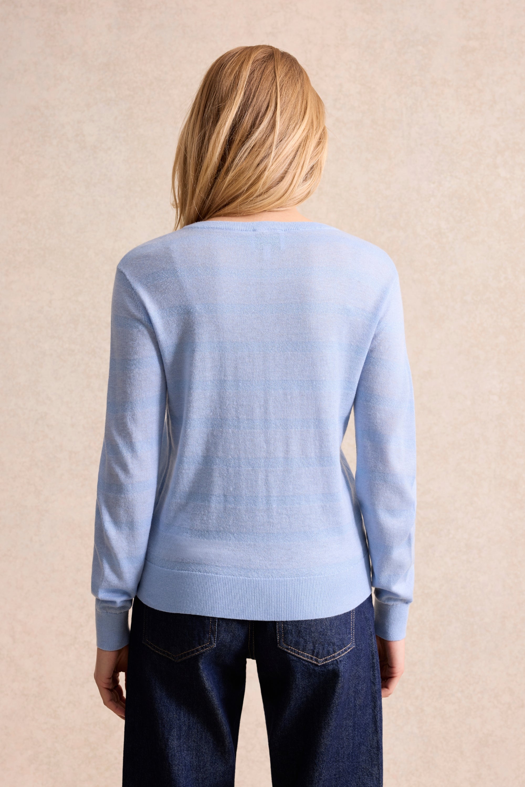 Pull essentiel col V bleu