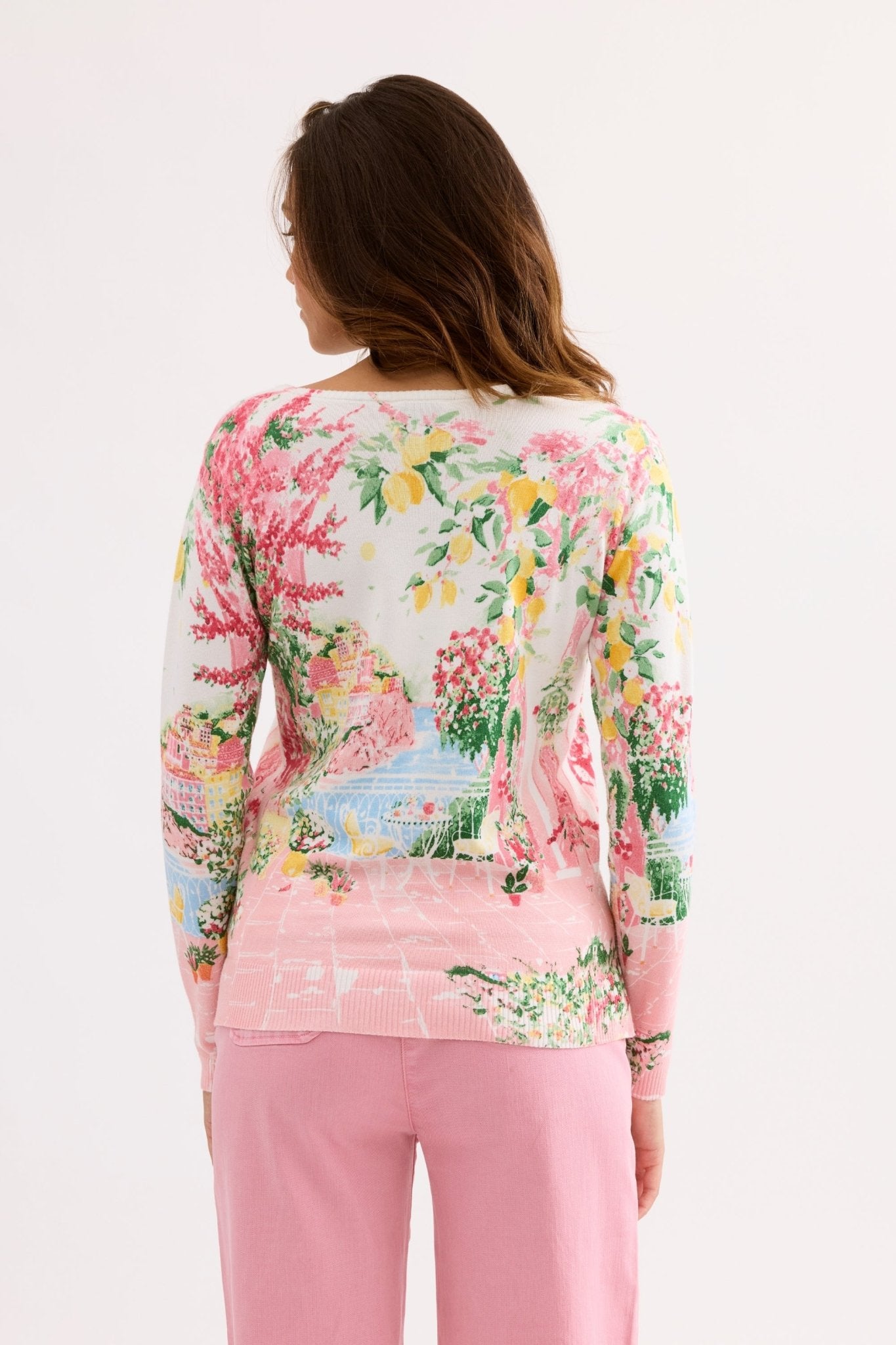 Pull imprimé paysage pastel