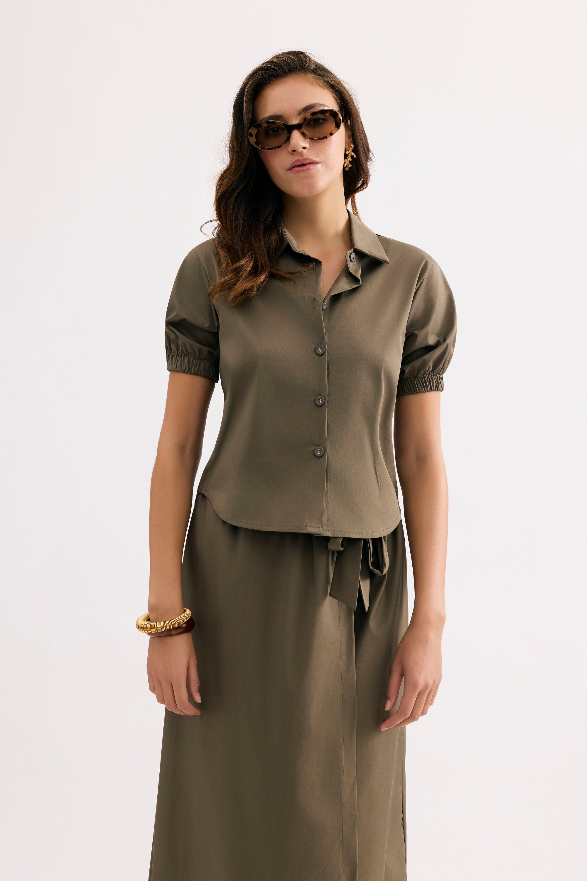 Chemise ajustée manches courtes kaki