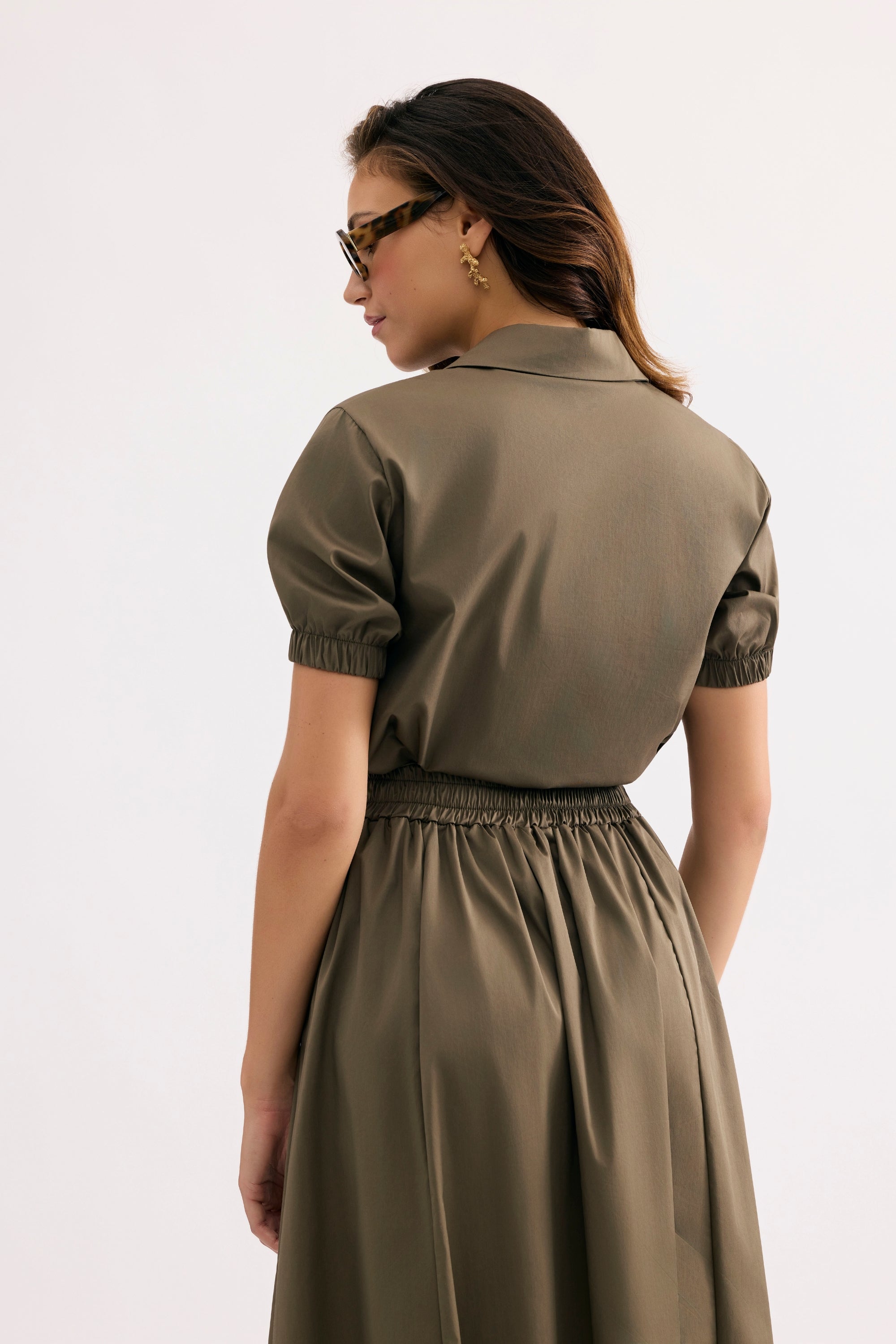 Chemise ajustée manches courtes kaki