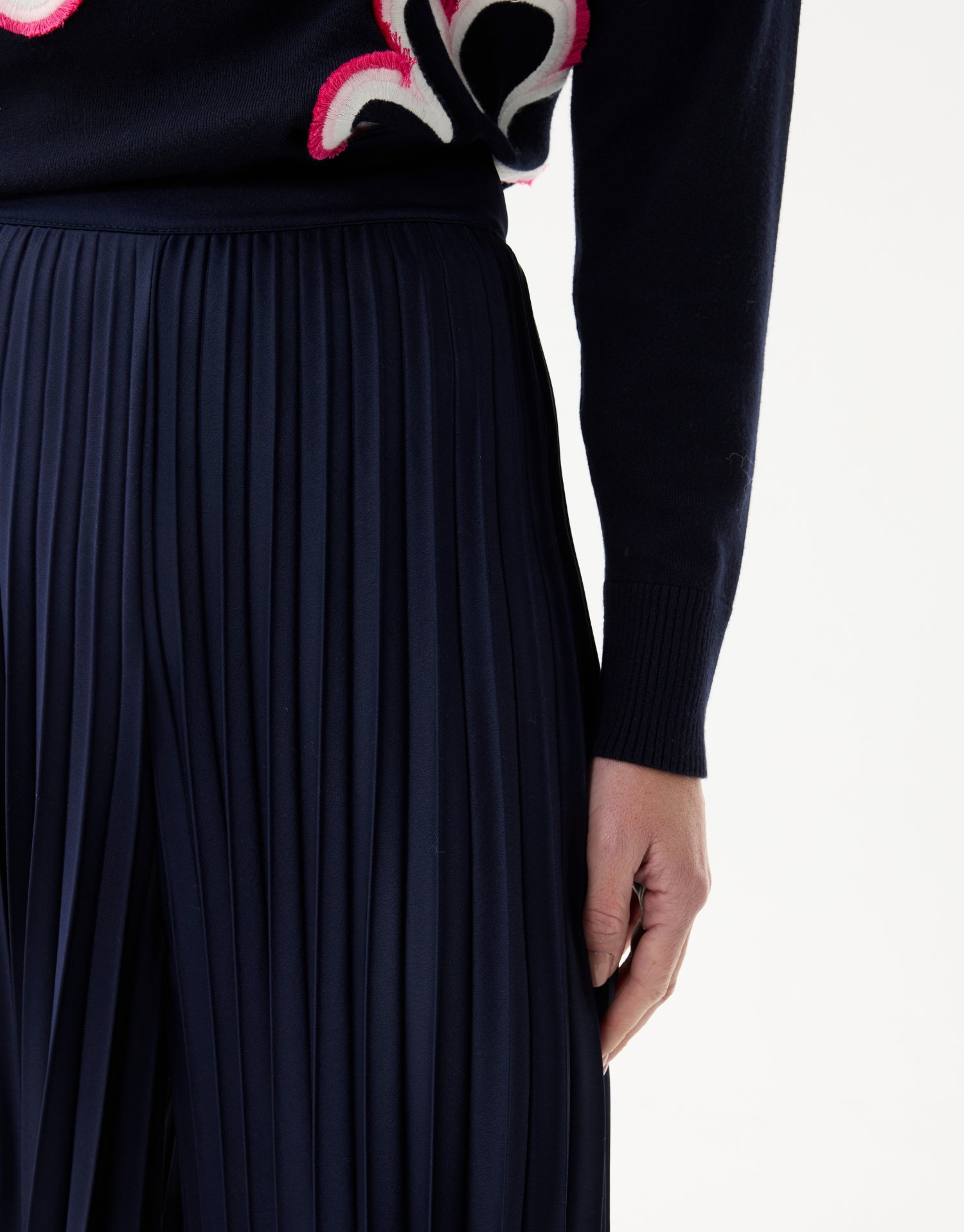 Pantalon plissé fluide bleu marine