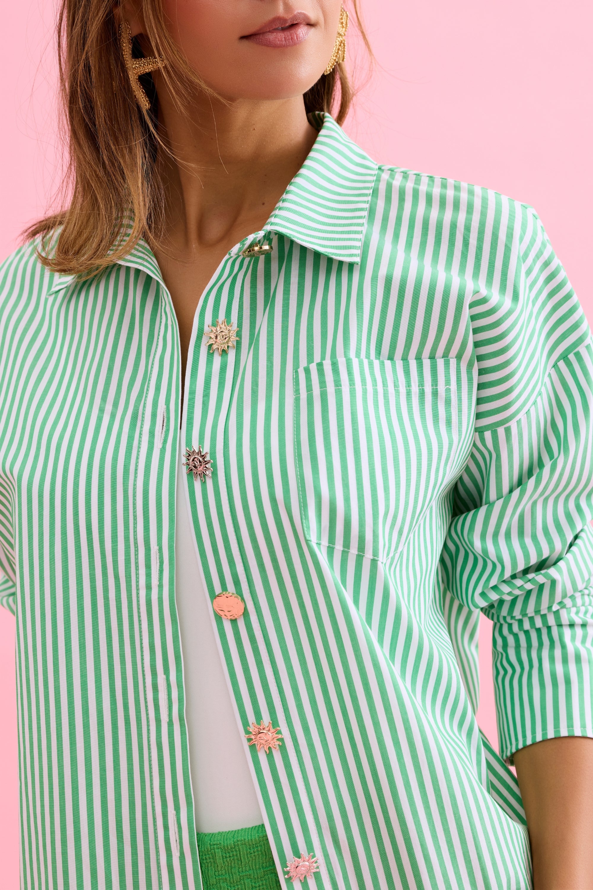 Chemise femme rayée élégante verte