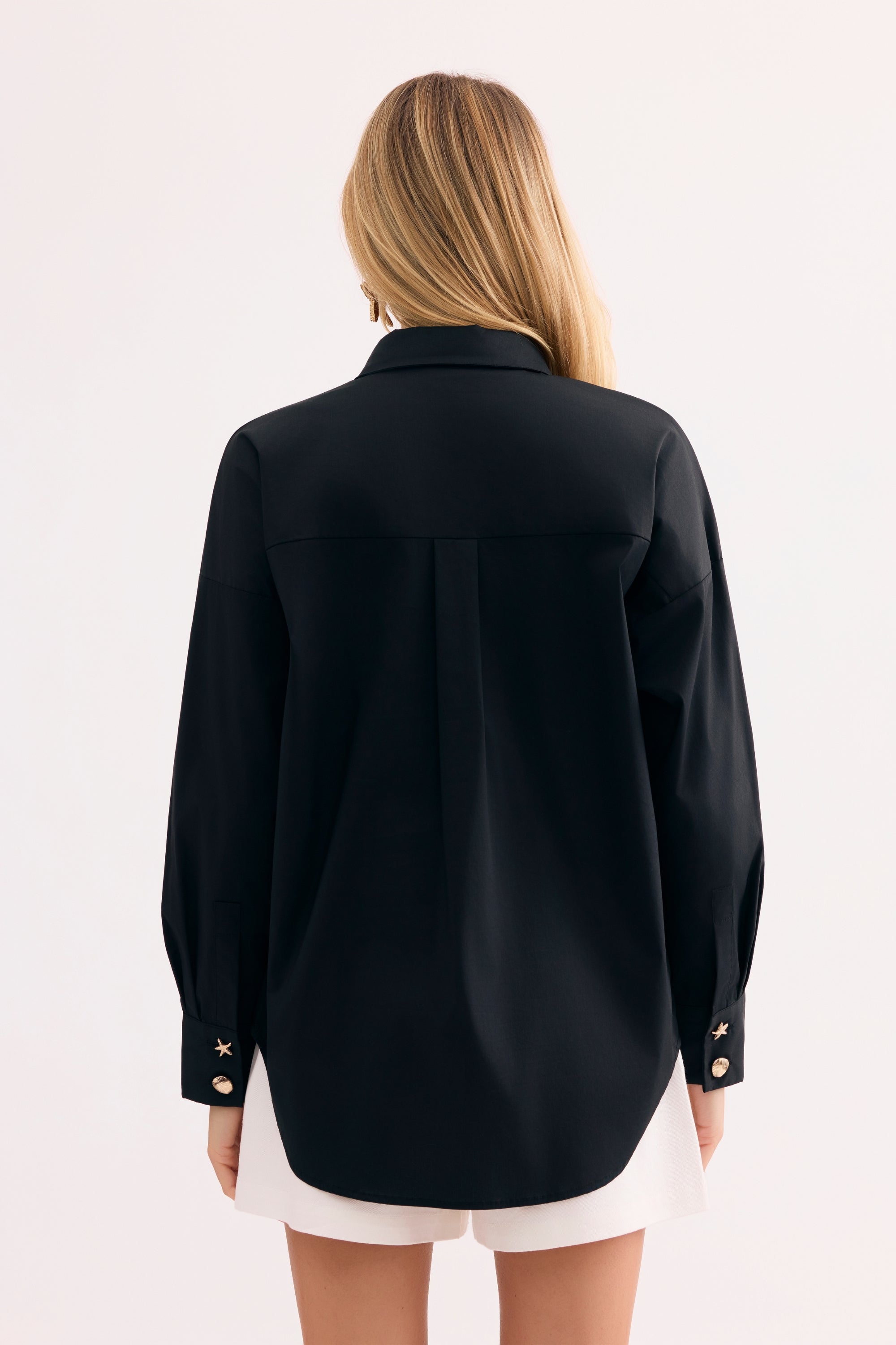 Chemise fluide à boutons bijou noire