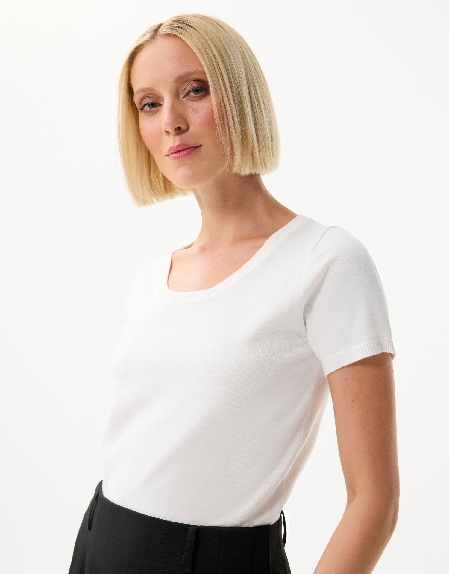 Geborduurde tweedelige set met bloemenmotief