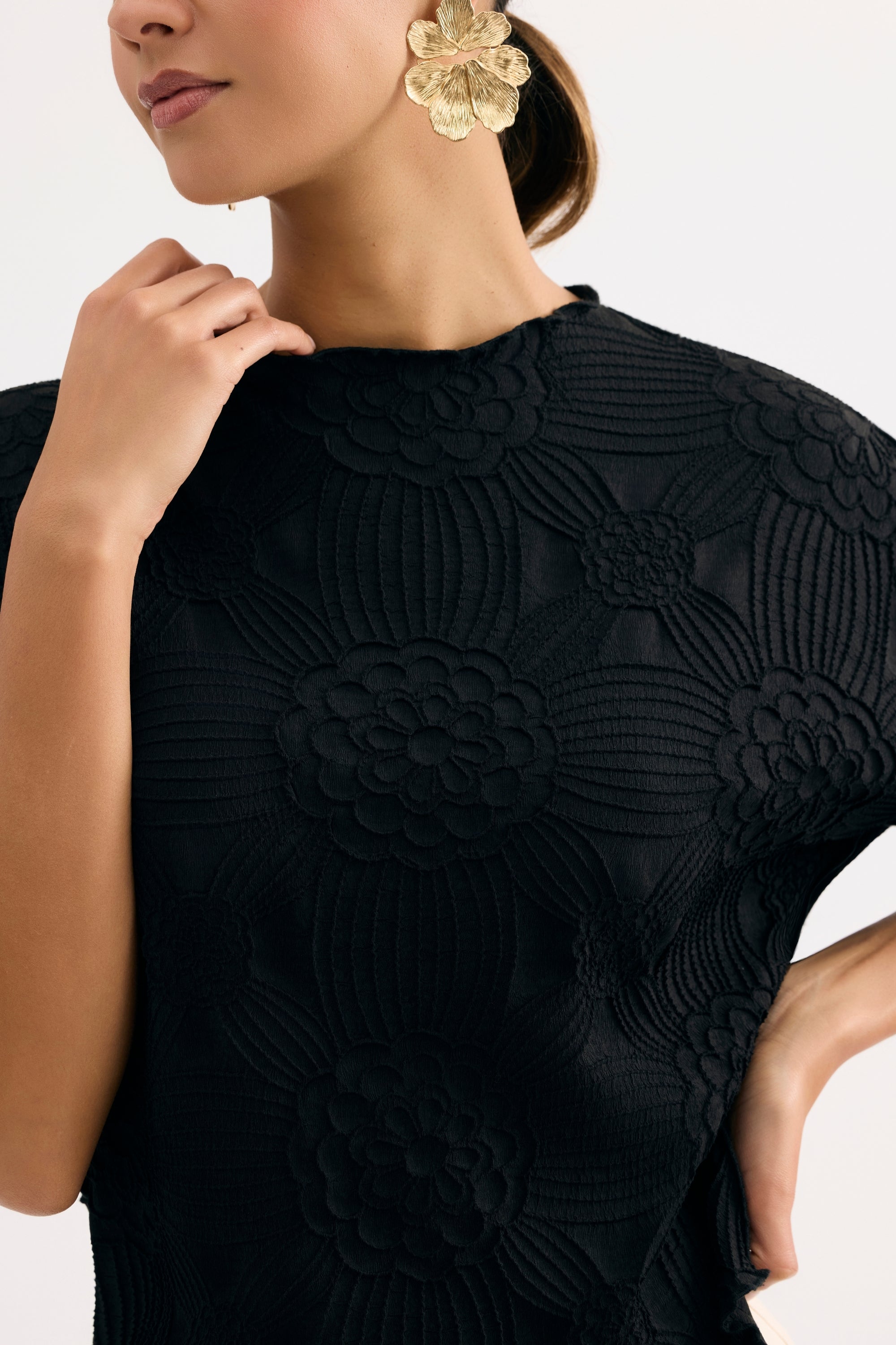 T-shirt texturé motif floral noir