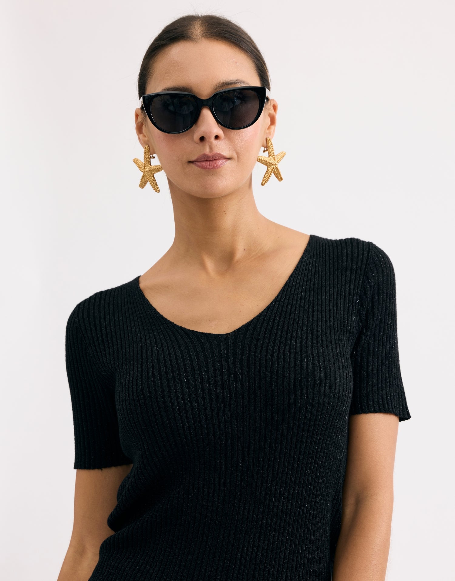 Top maille noir dos ajouré