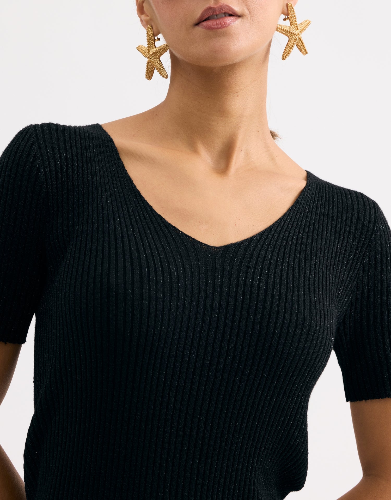 Top maille noir dos ajouré