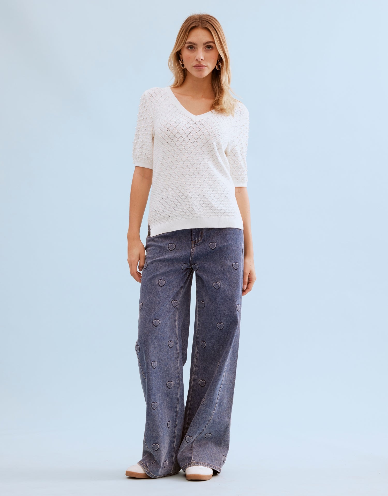 Jean large brodé cœurs