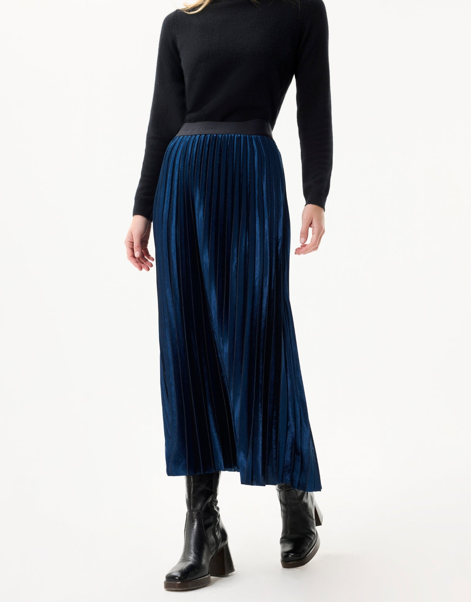 Jupe plissée en velours