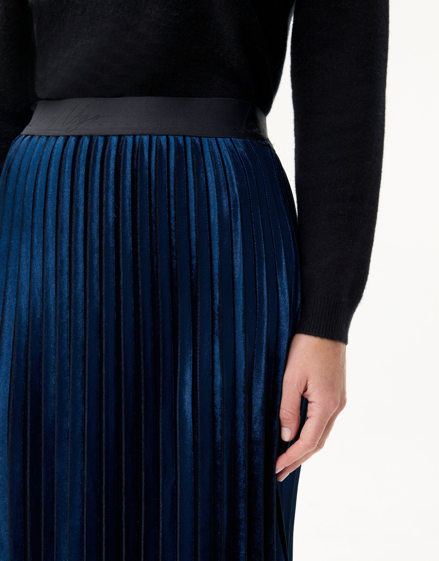 Jupe plissée en velours