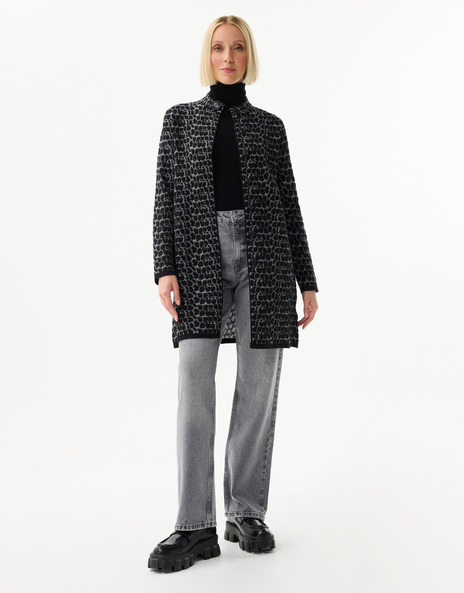 Veste longue à motif jacquard noir et gris