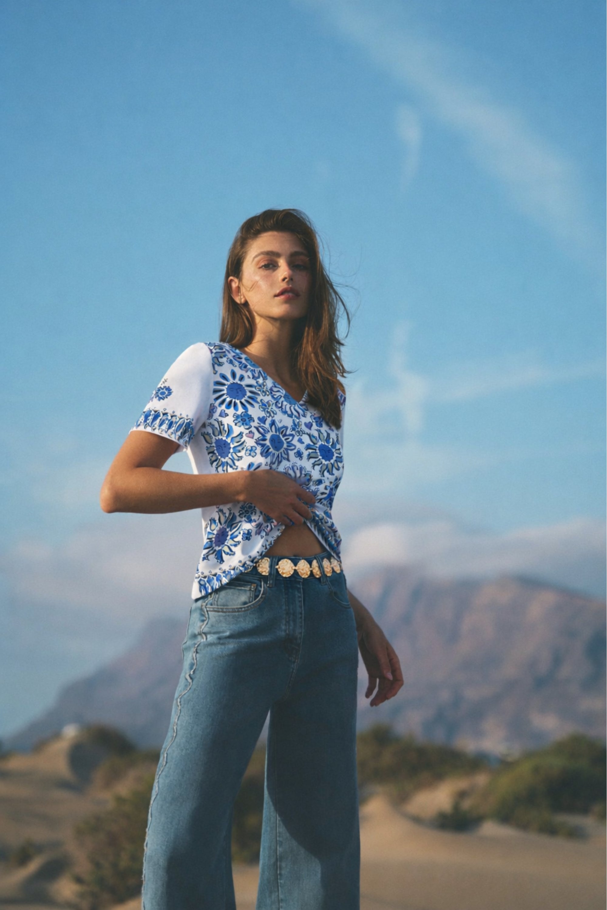 T-shirt imprimé floral bleu