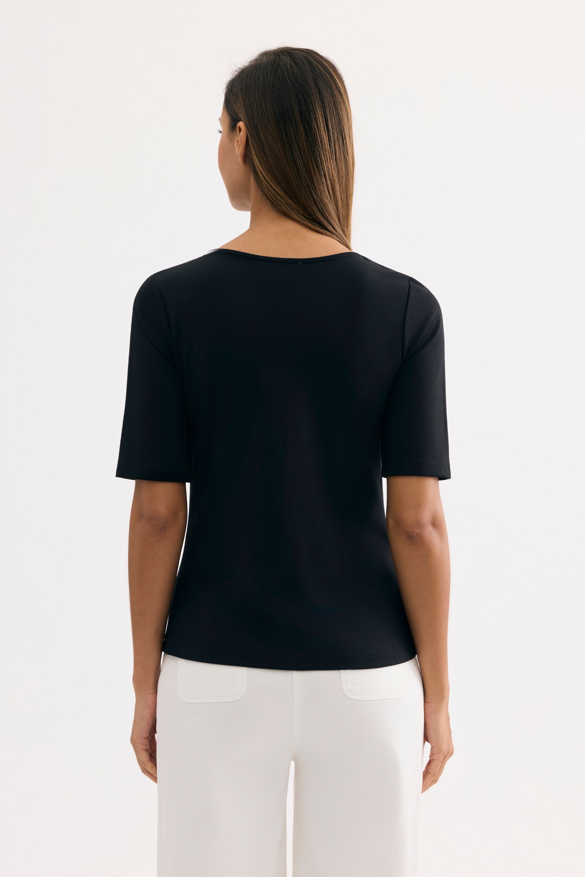 T-shirt noir avec nœud décoratif