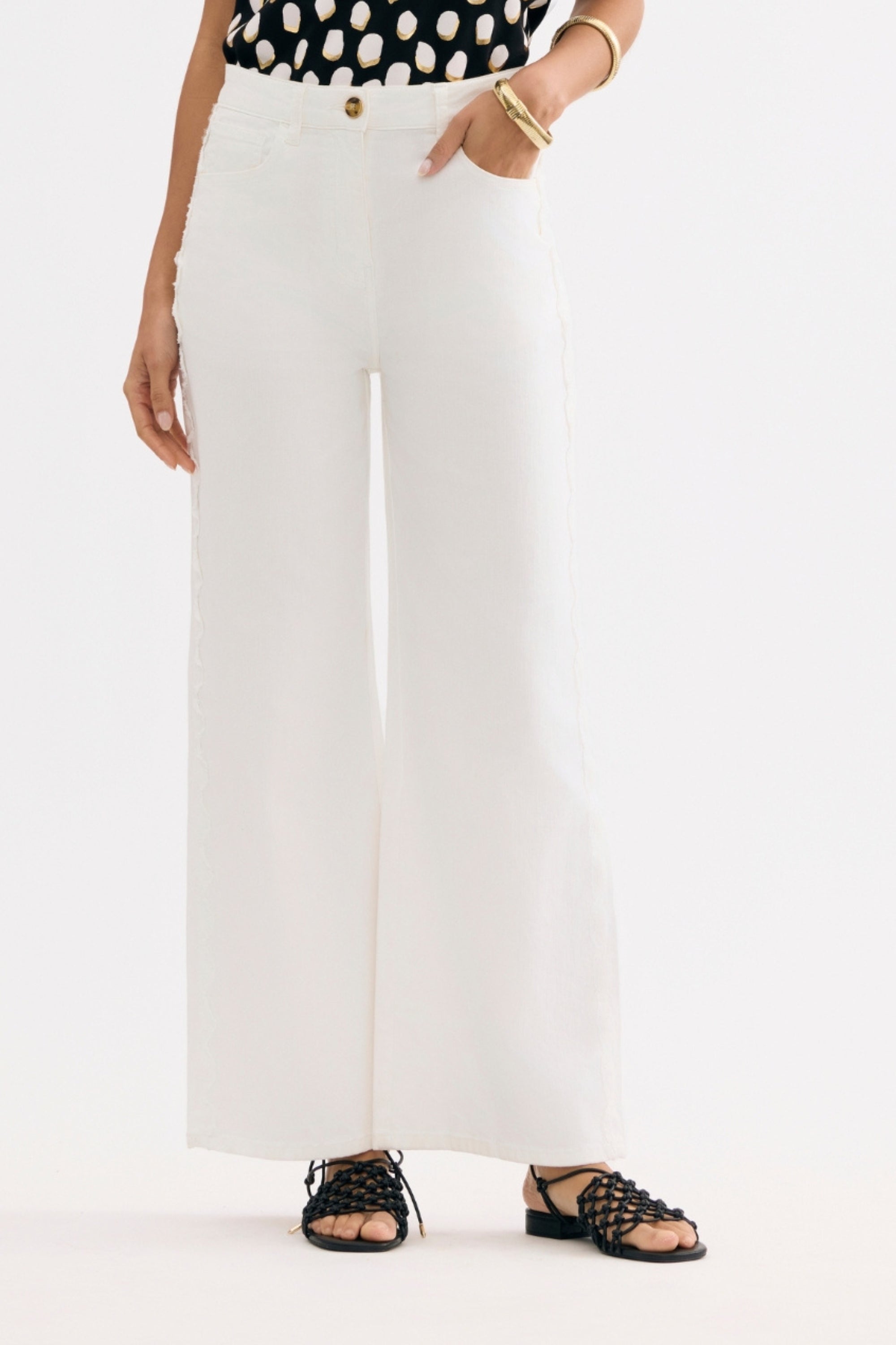Jean droit détail ondulé blanc