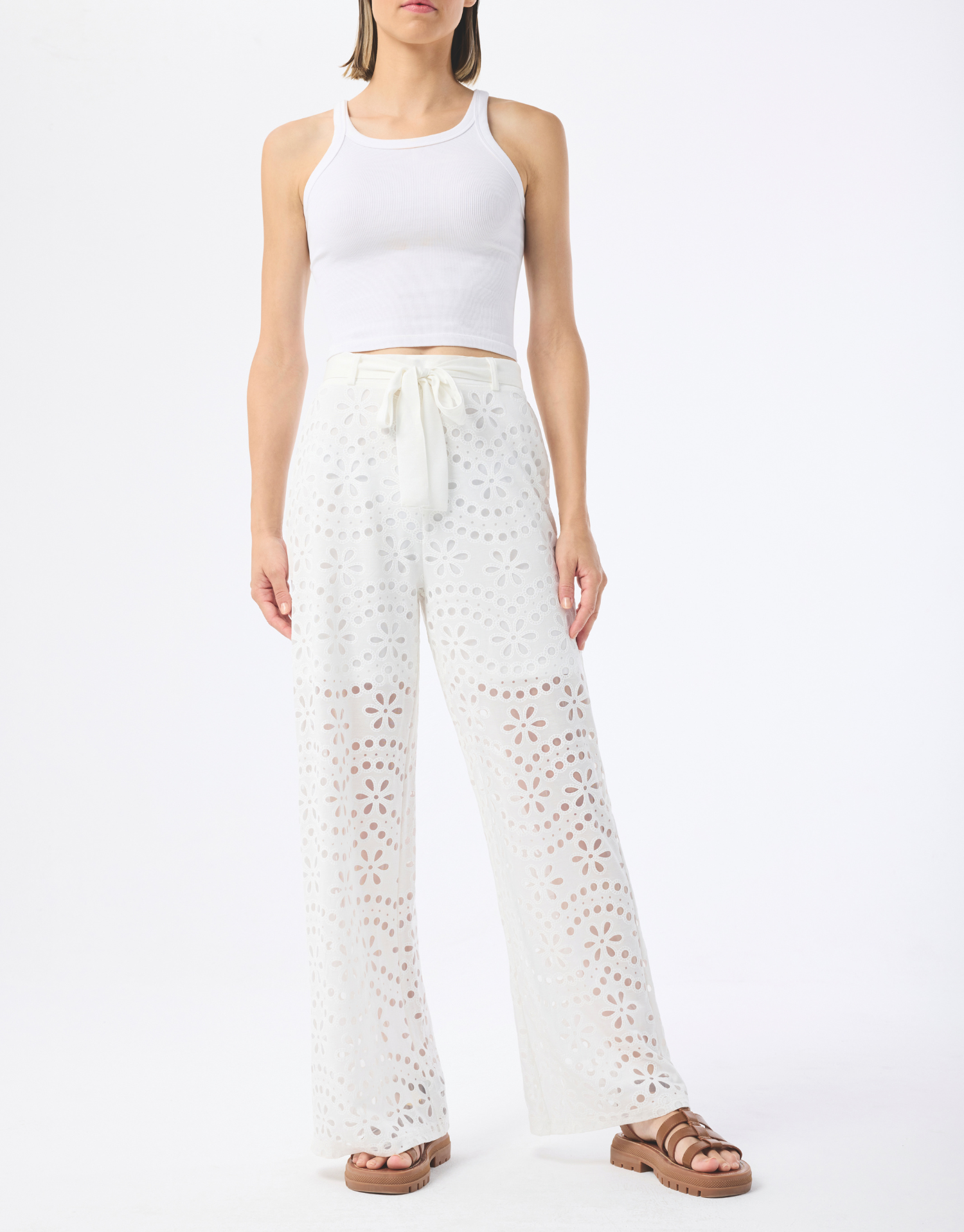 Pantalon Camila en broderie