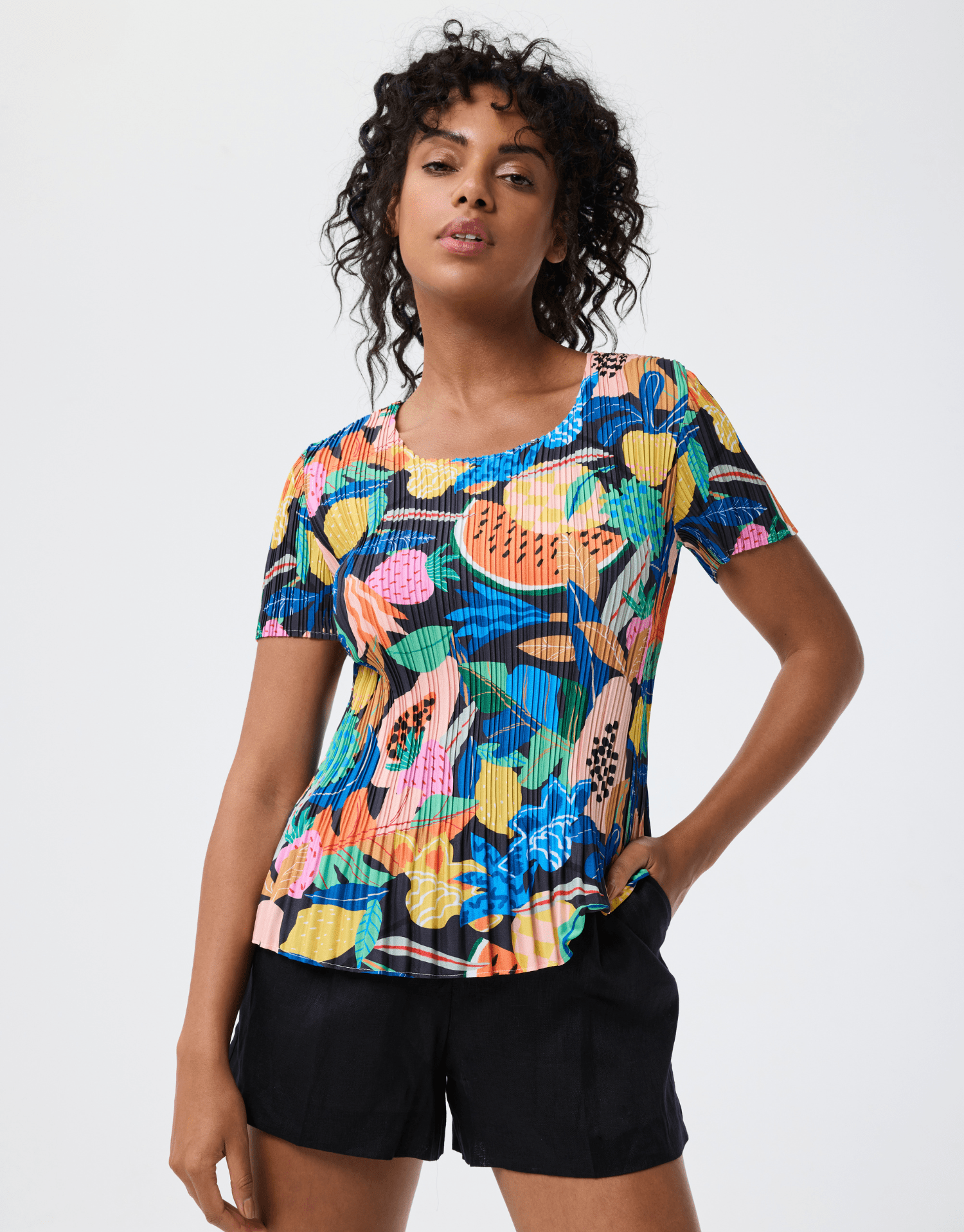 T-shirt plissé coloré