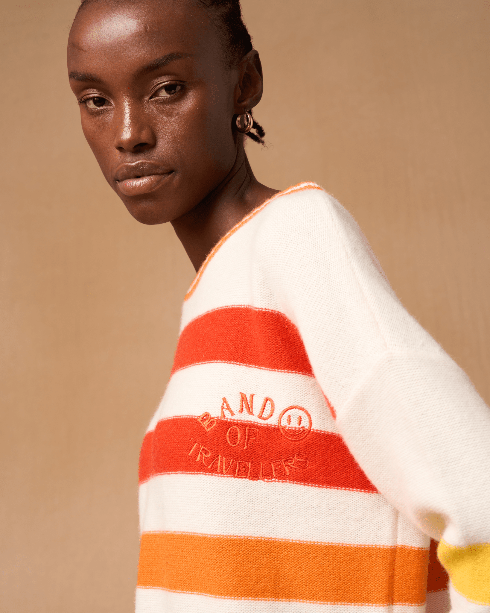 pull coloré en cachemire et rayé