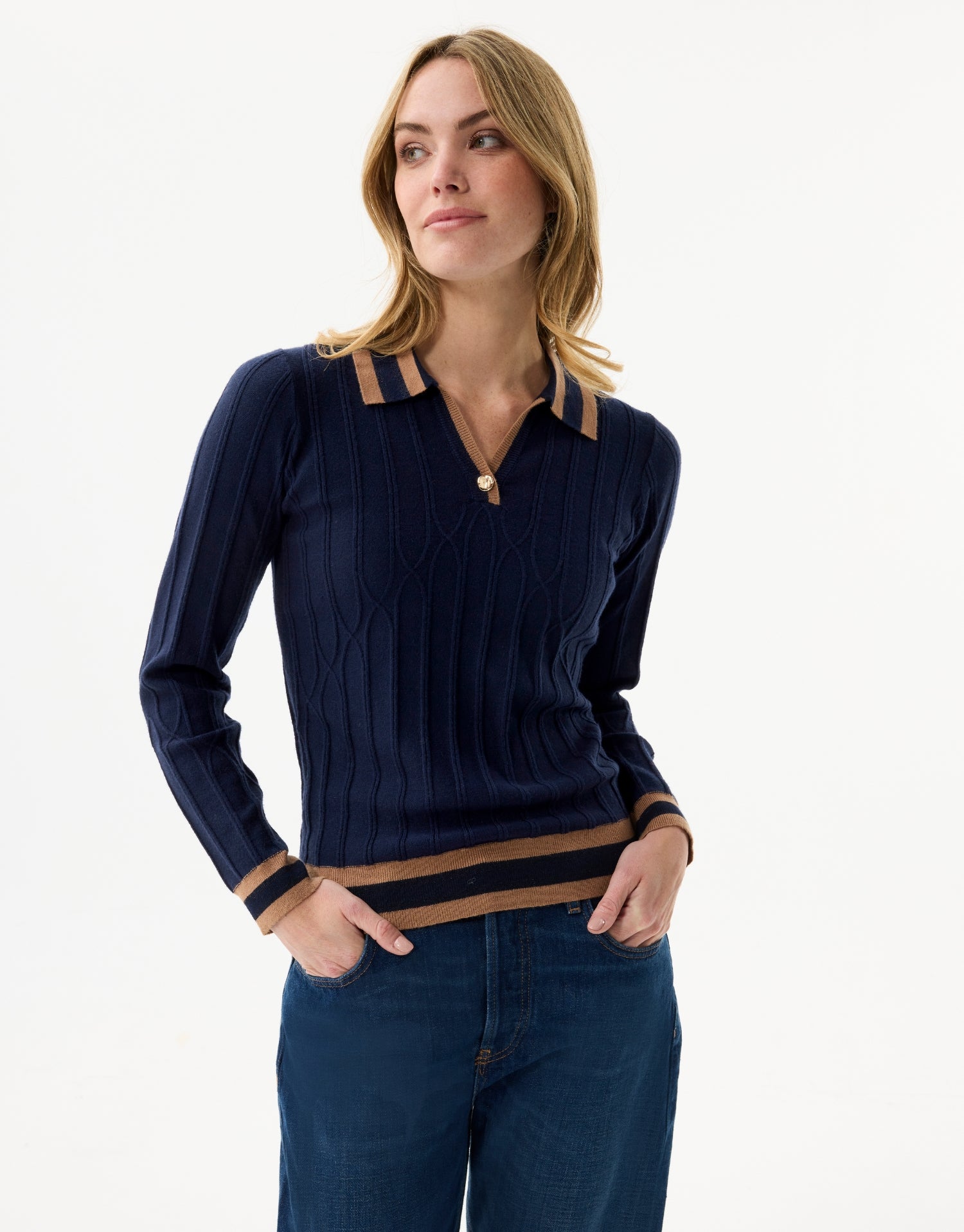 Pull côtelé chic bleu marine
