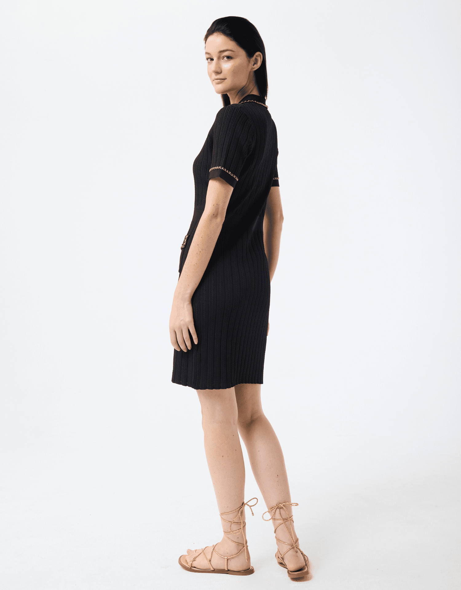 Robe courte en maille côtelée