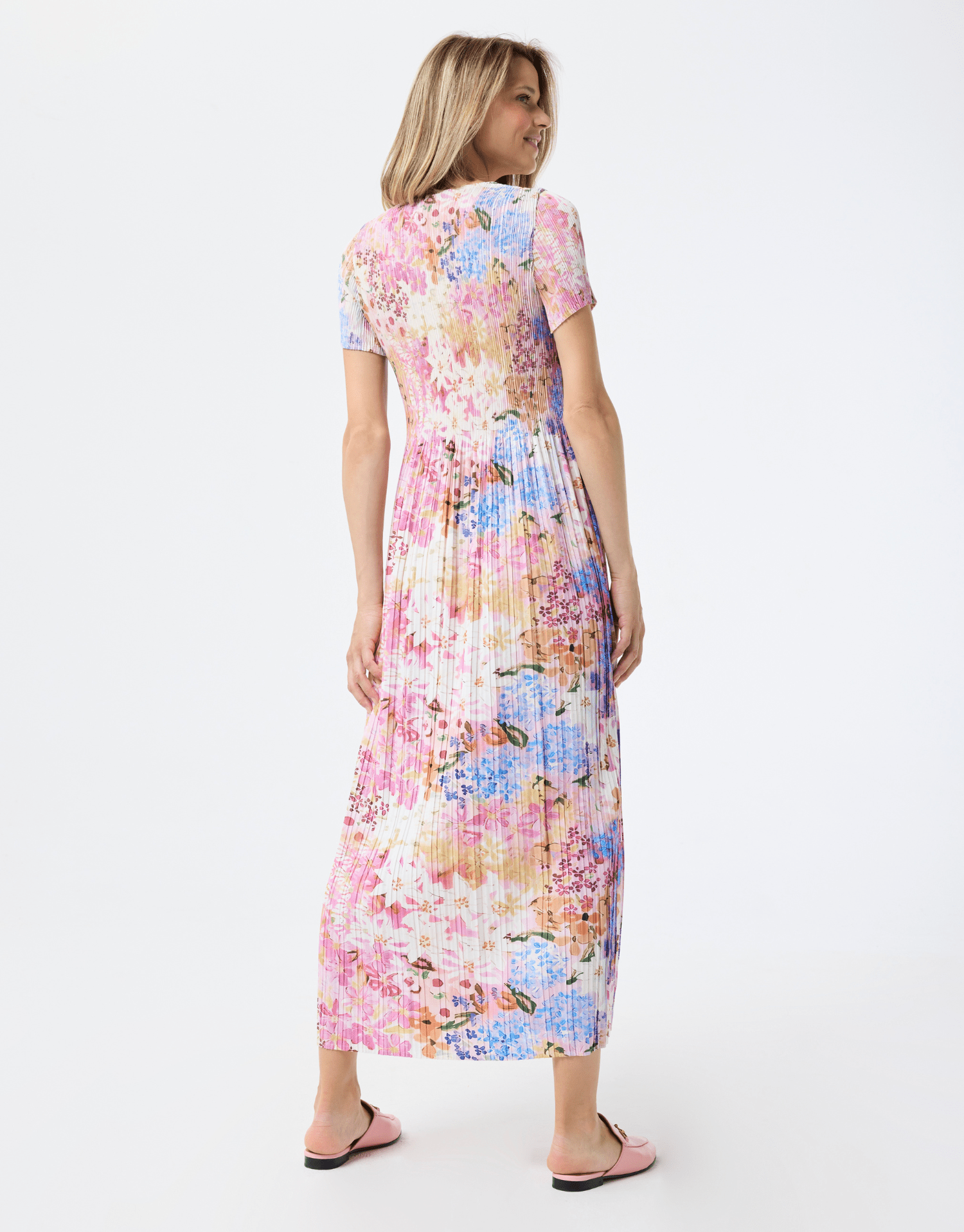 Robe longue plissée