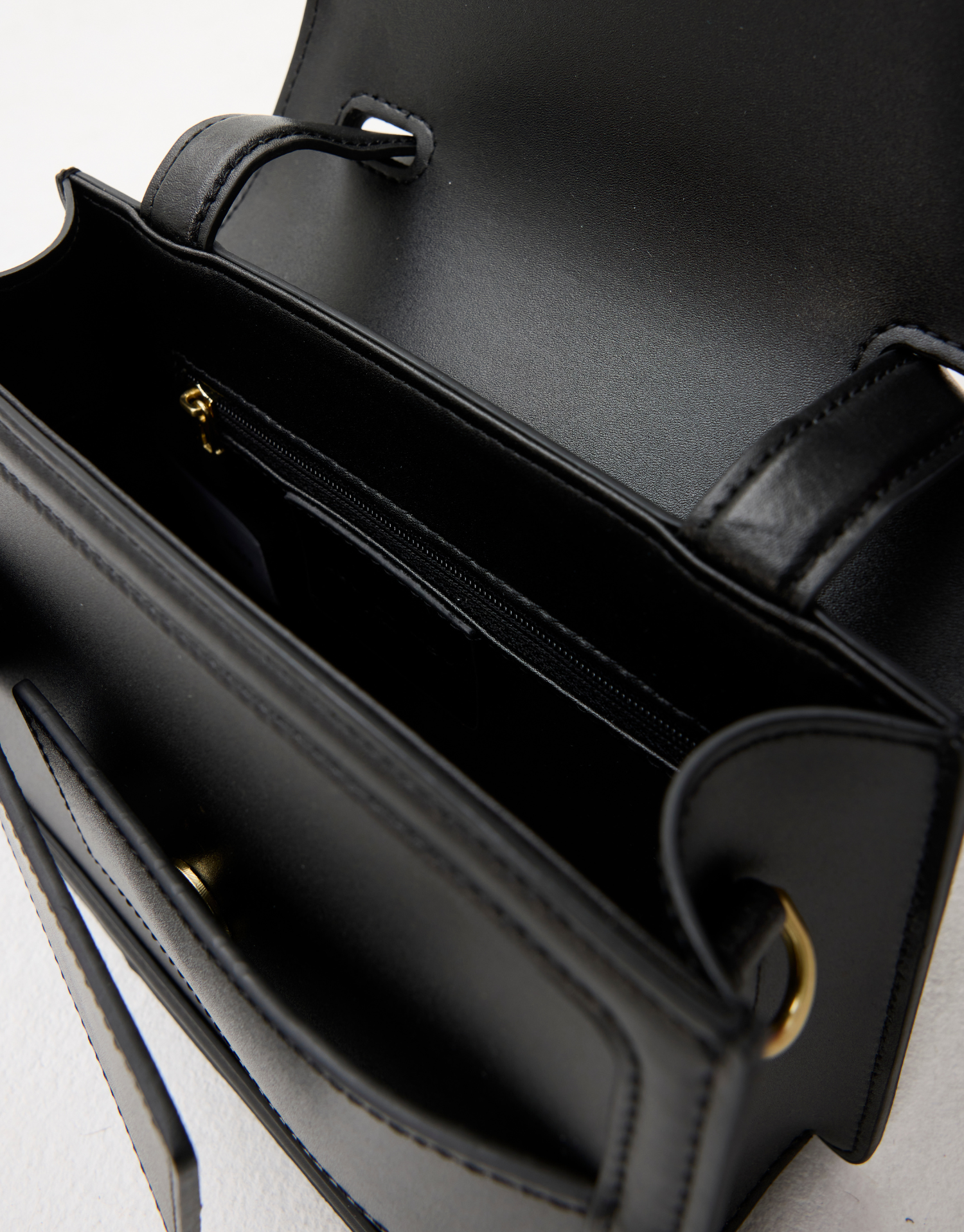 sac-leo-mini-cuir-noir-3