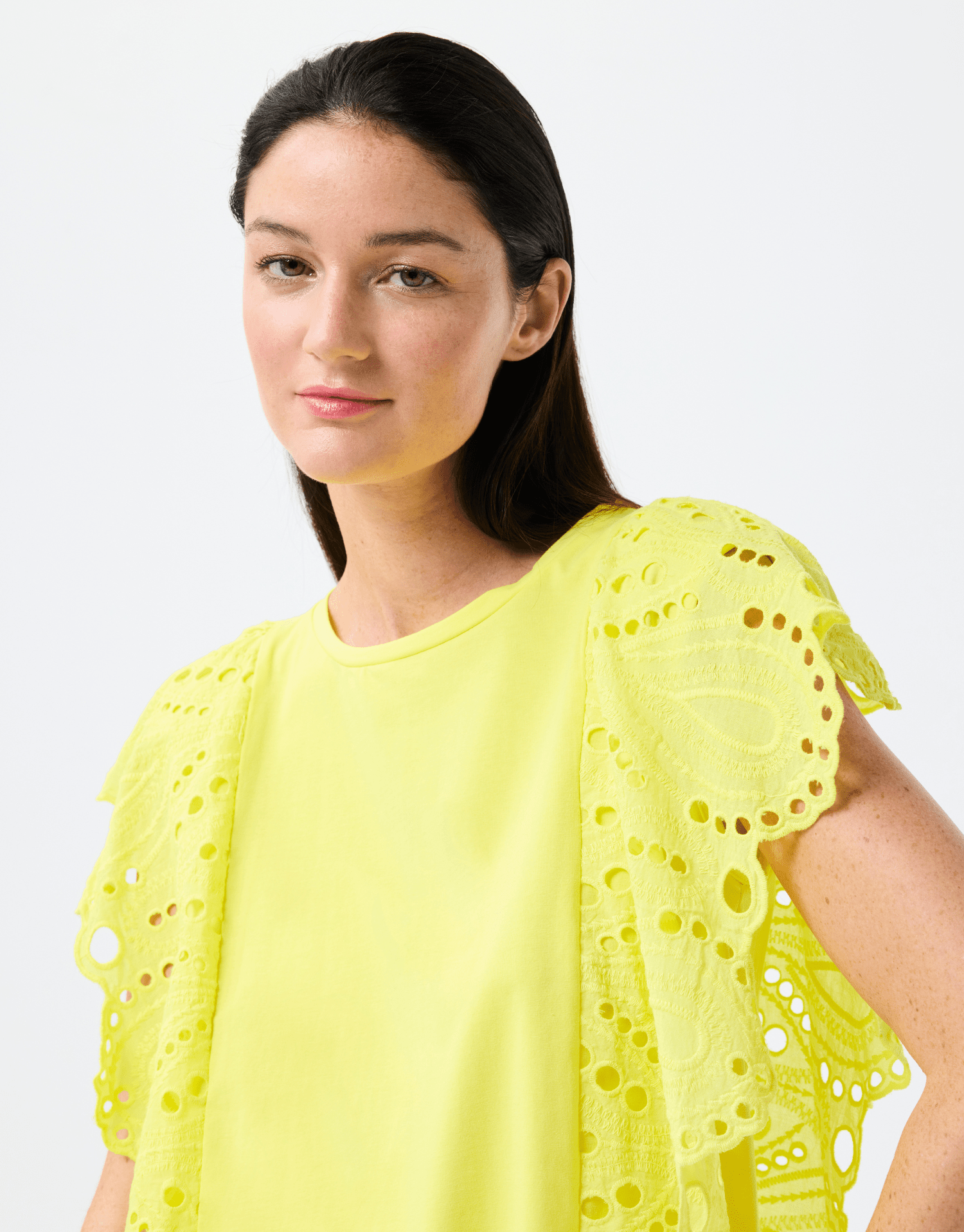 T-shirt avec dentelle brodée