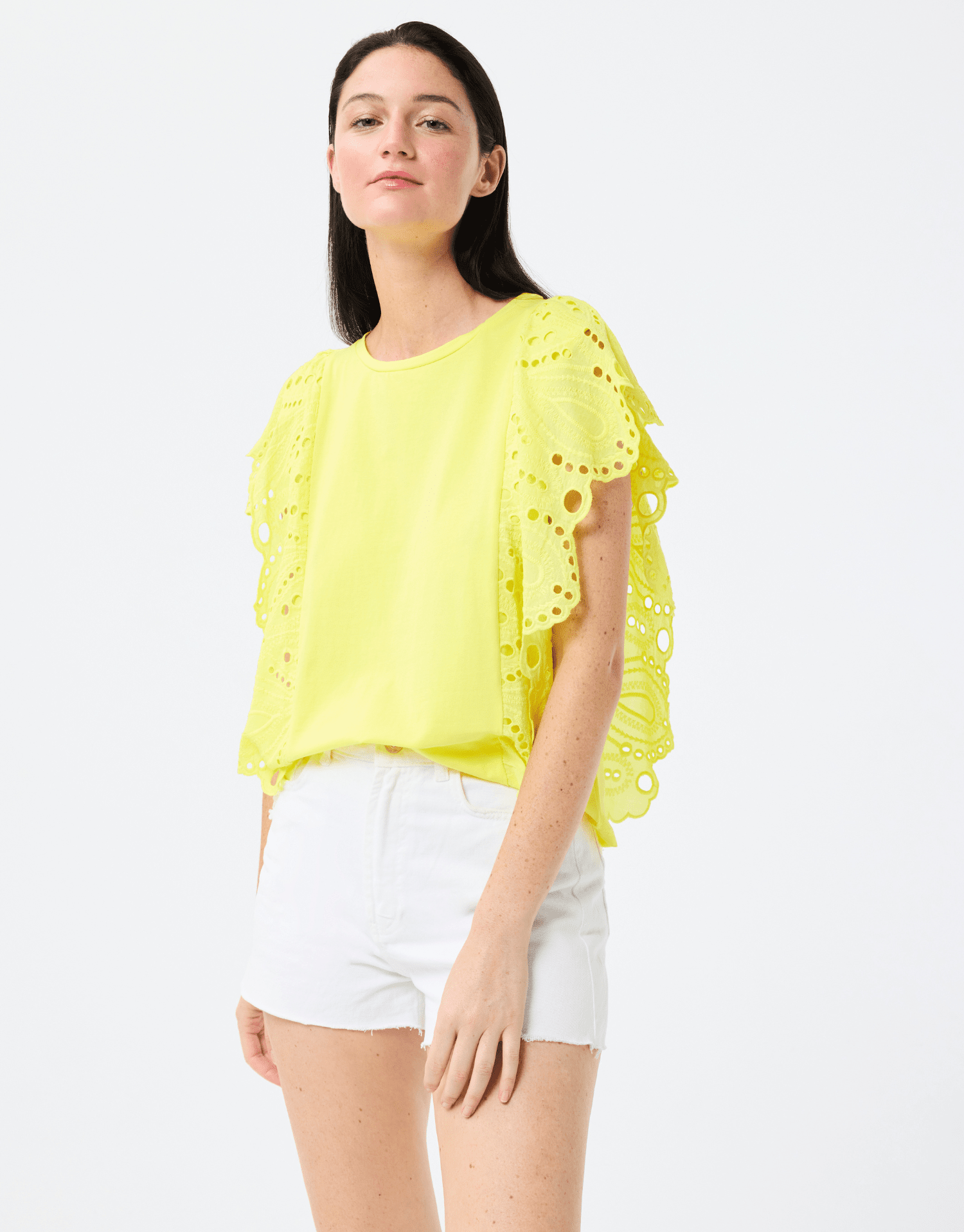 T-shirt avec dentelle brodée