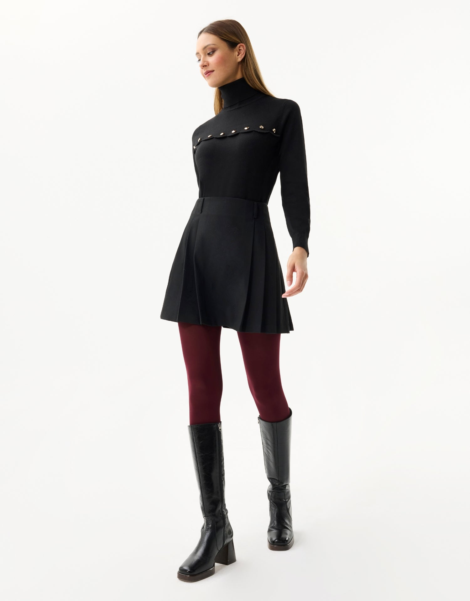 Women's turtleneck sweater with scalloped details and golden buttons