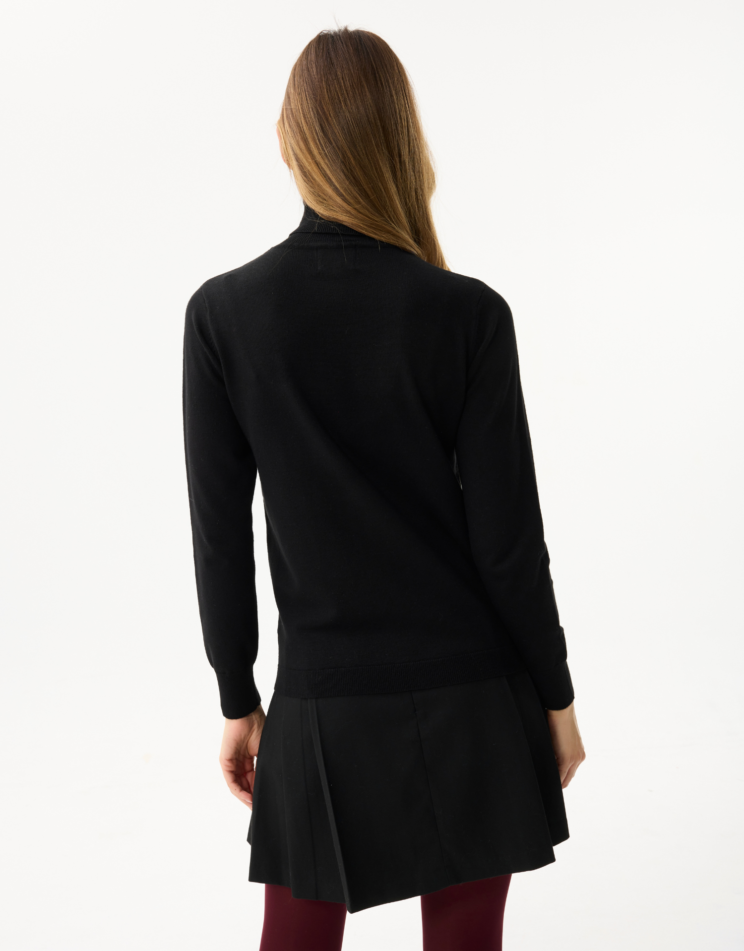 Women's turtleneck sweater with scalloped details and golden buttons
