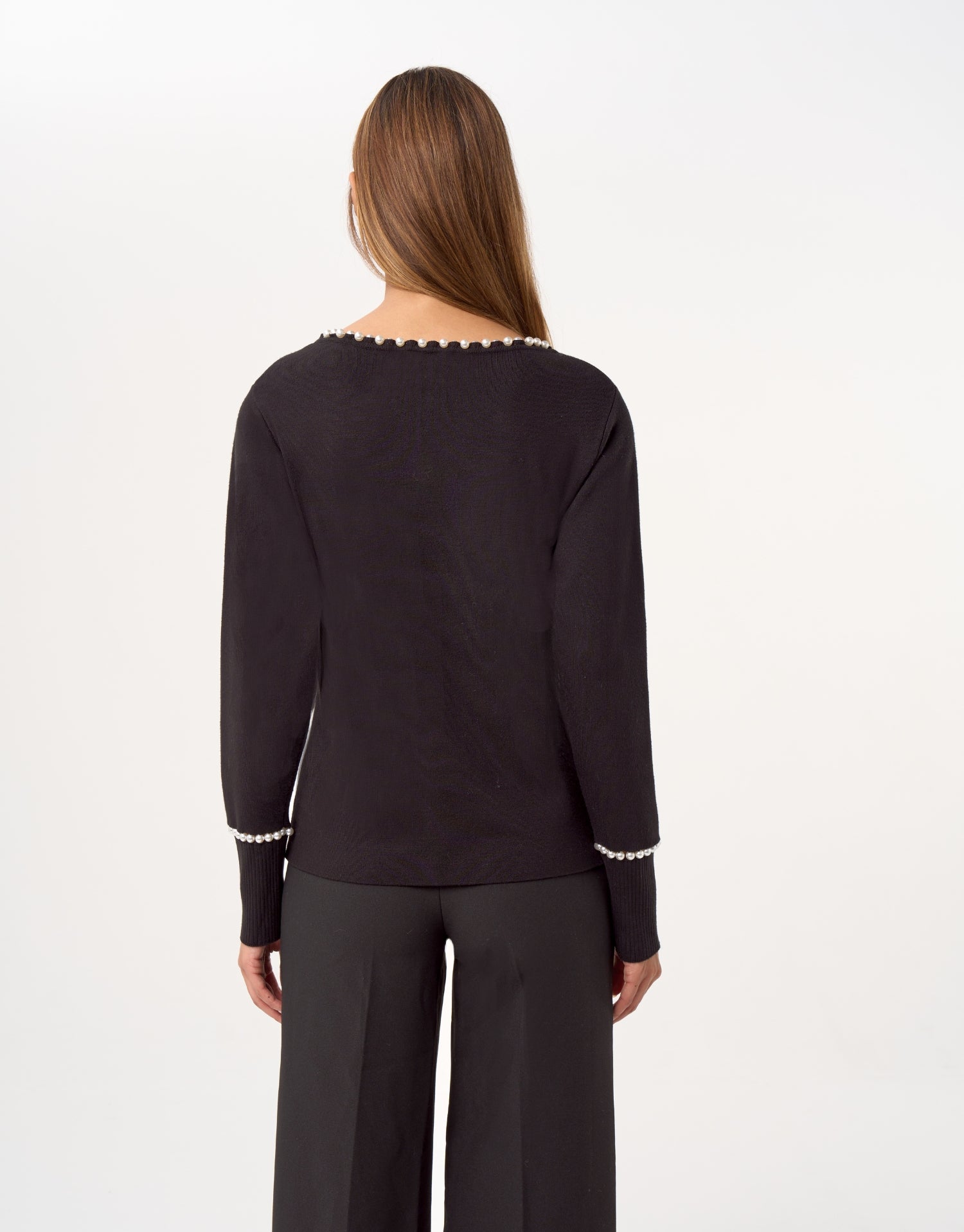 Pearl detail top
