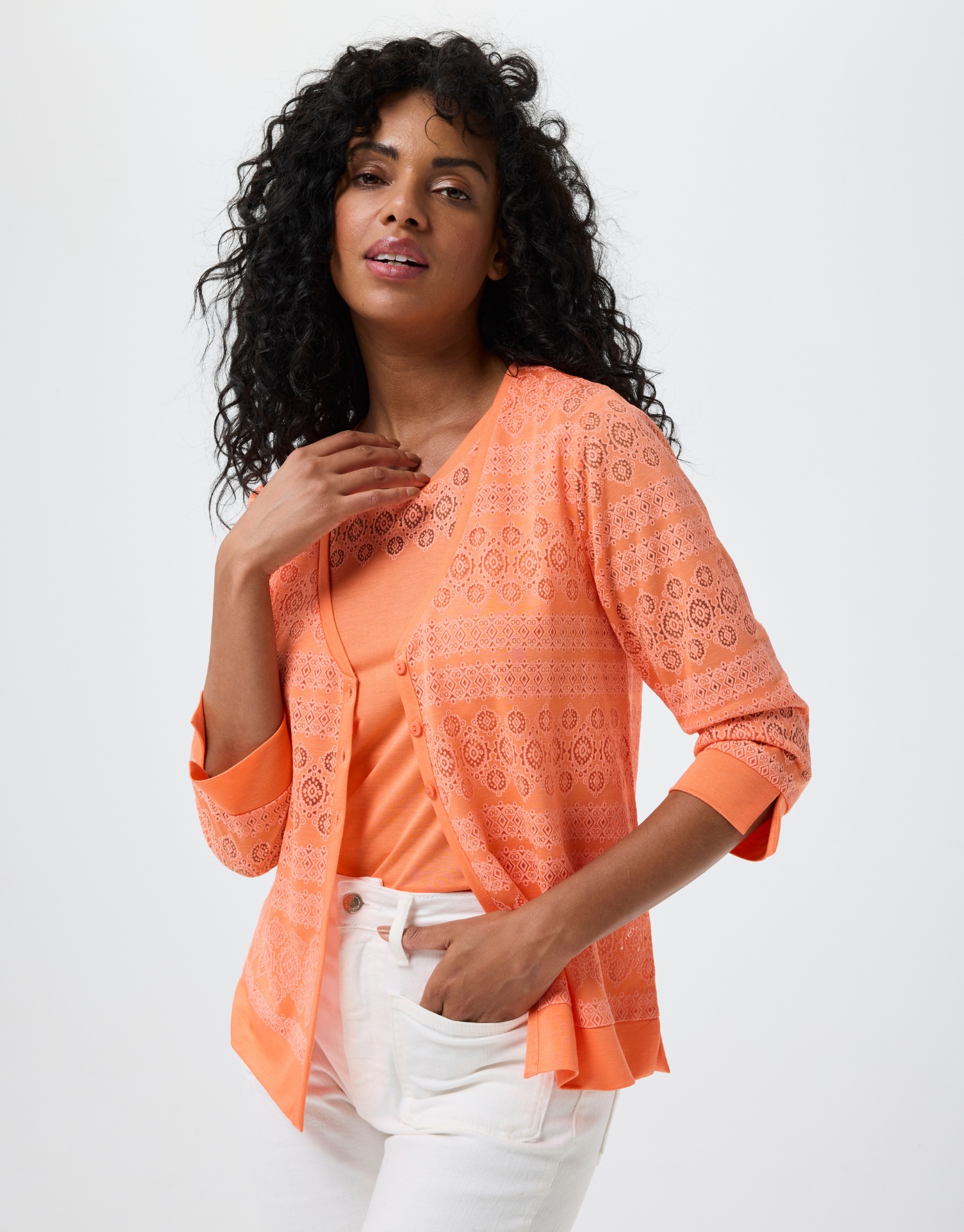 Colorful embroidered twin-set