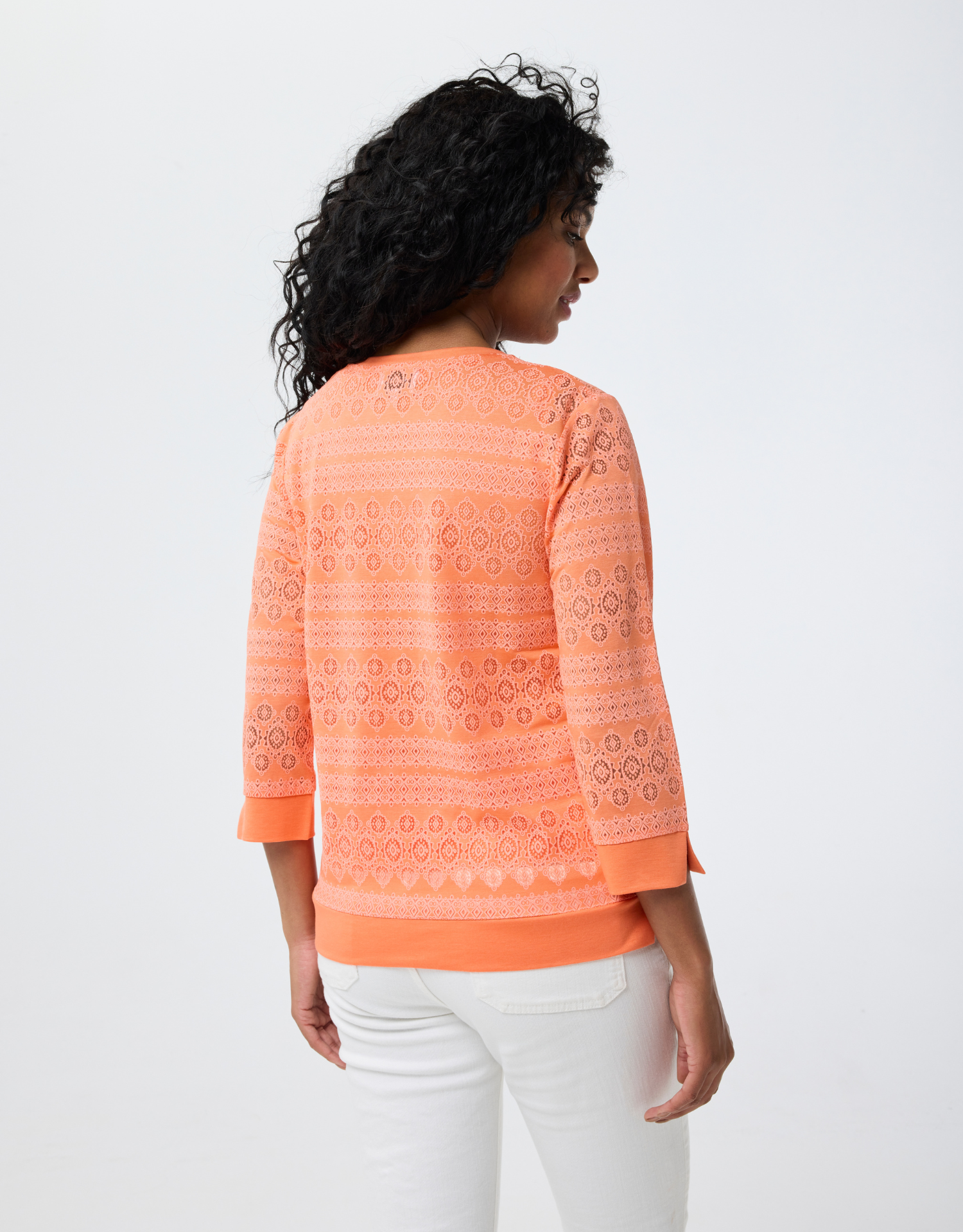 Colorful embroidered twin-set