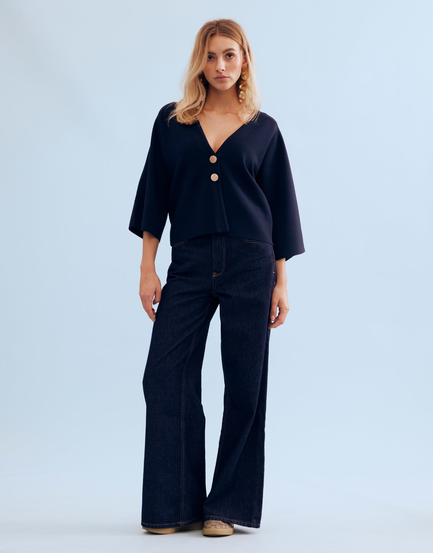 Top col V structuré à manches larges marine