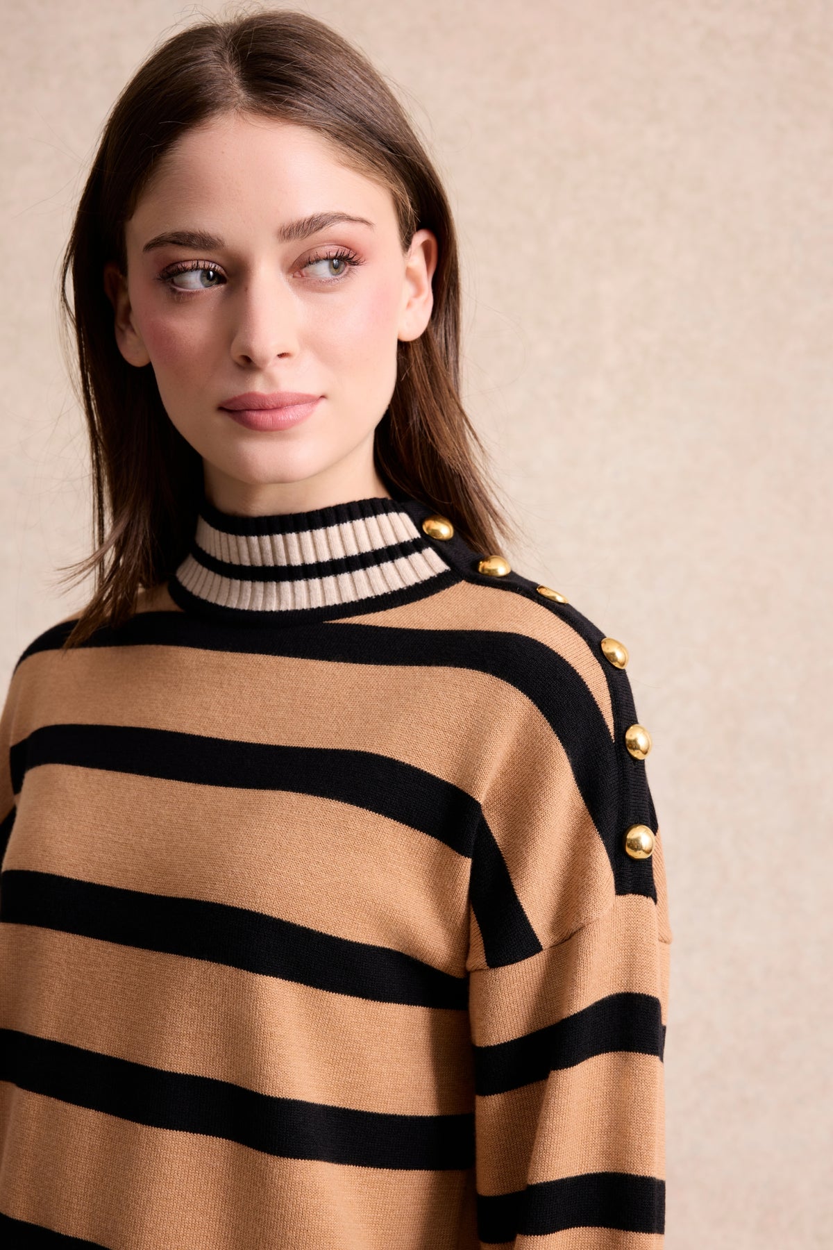Pull rayé col montant camel
