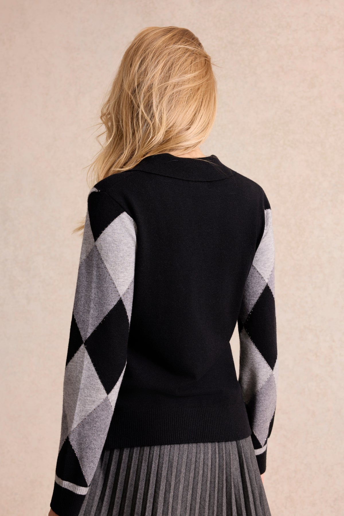 Pull col polo à losanges gris