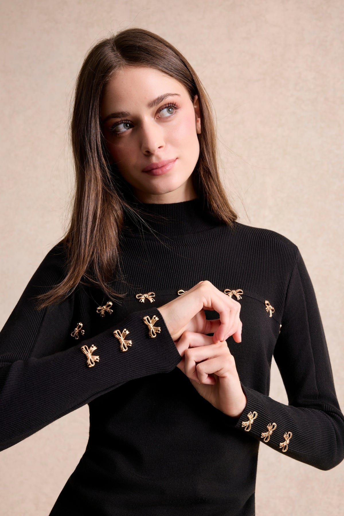 Pull col montant à nœuds noir
