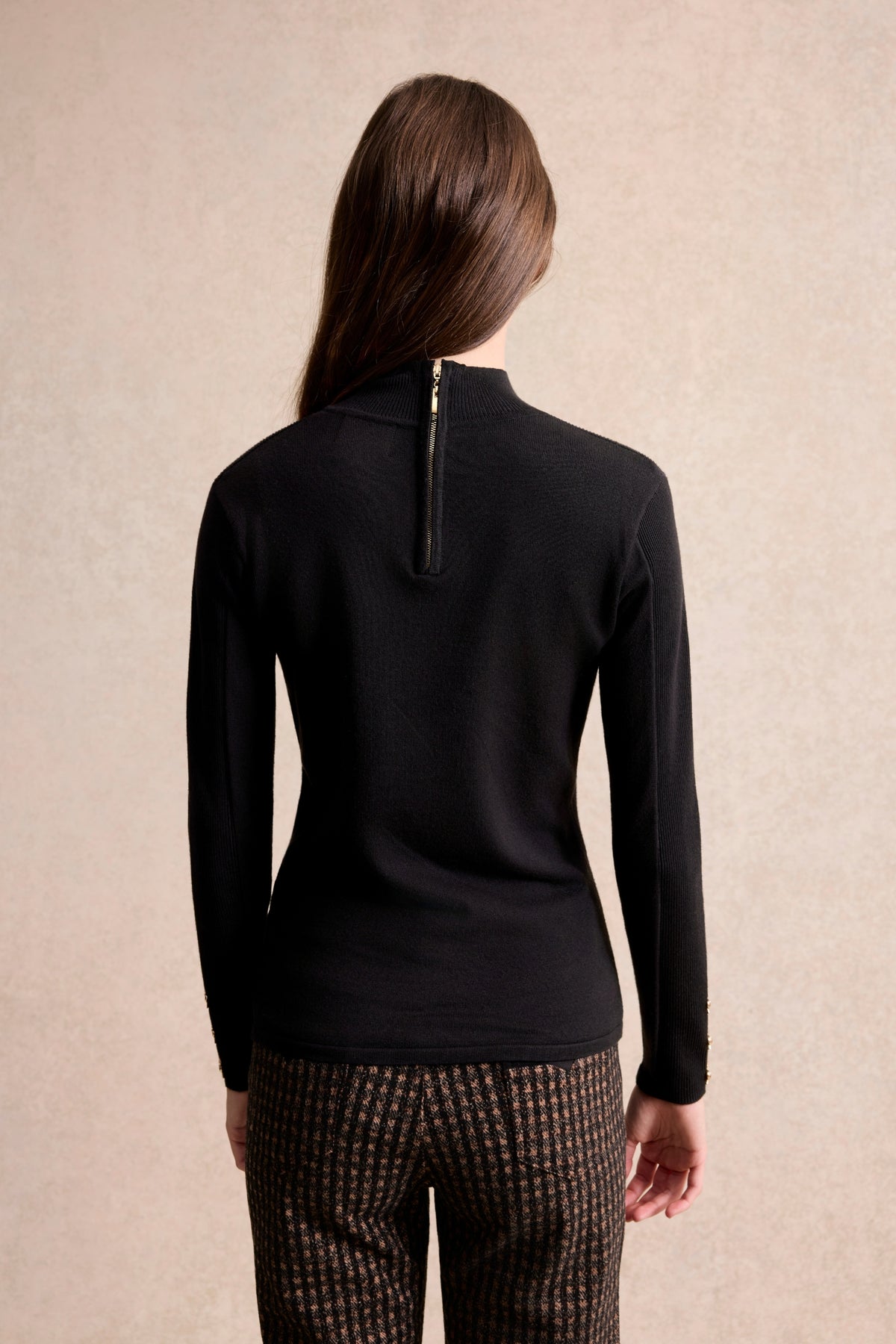 Pull col montant à nœuds noir